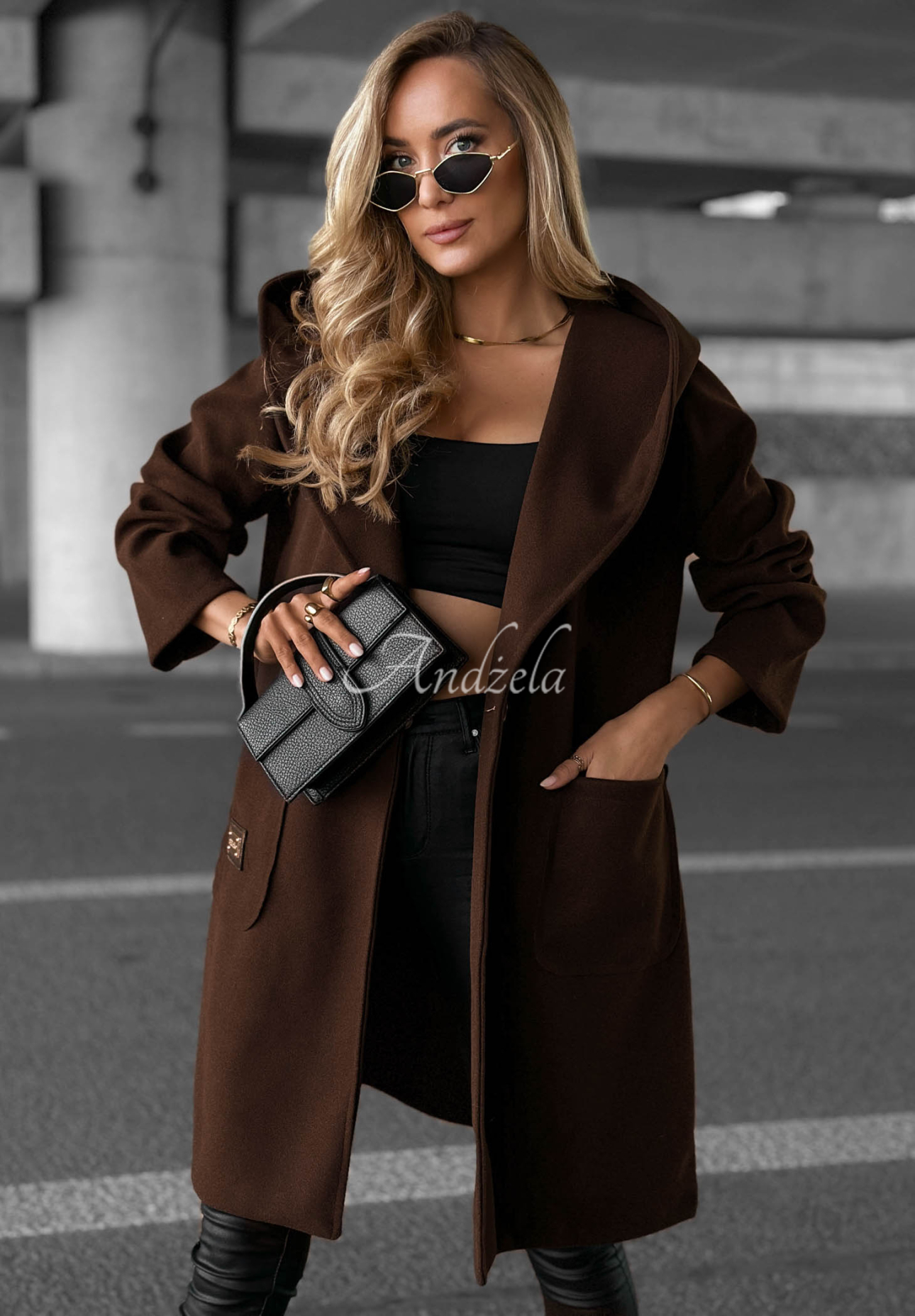 Dlouhý oversize kabát s kapucí Autumn Coat čokoládový
