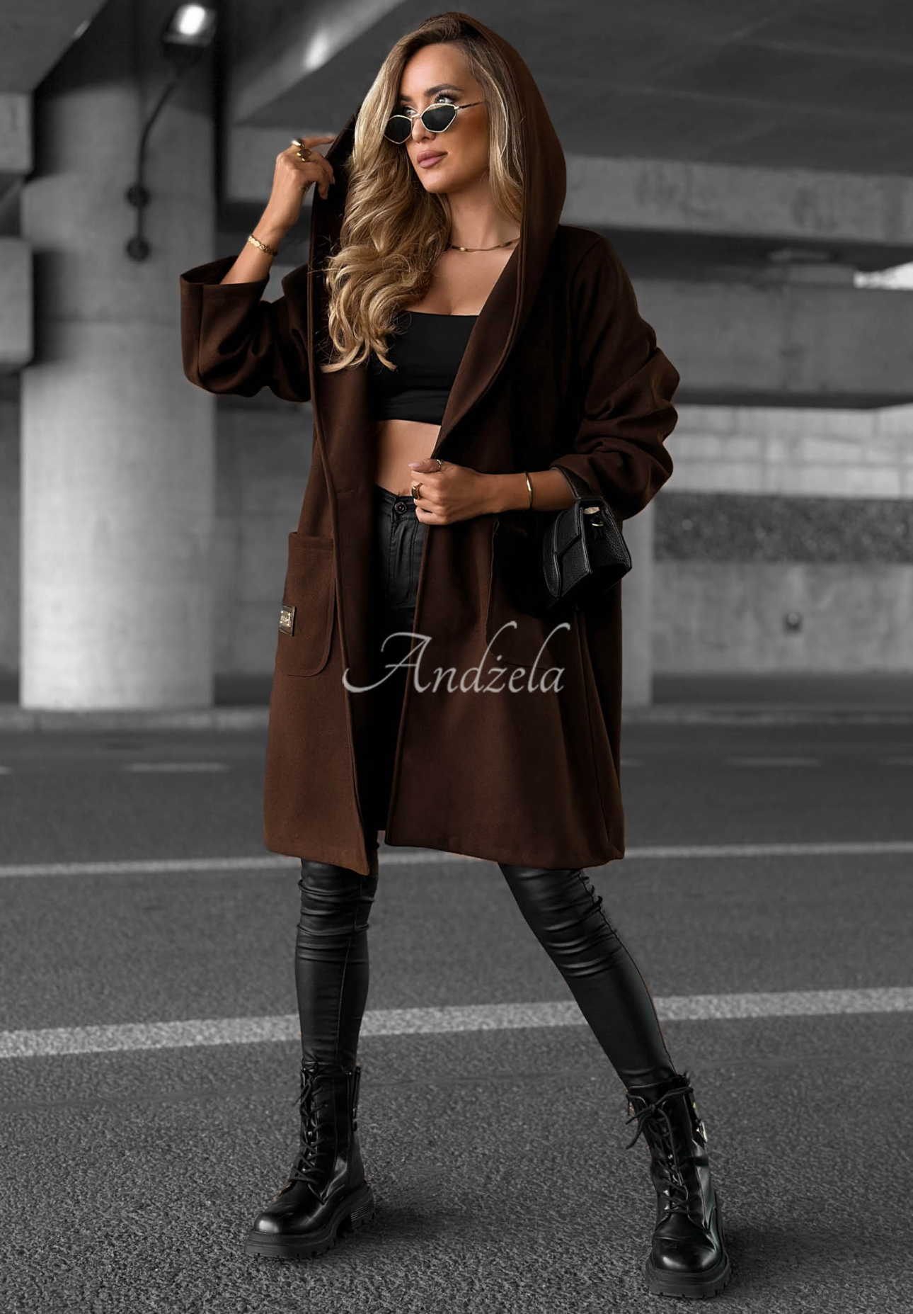 Dlouhý oversize kabát s kapucí Autumn Coat čokoládový