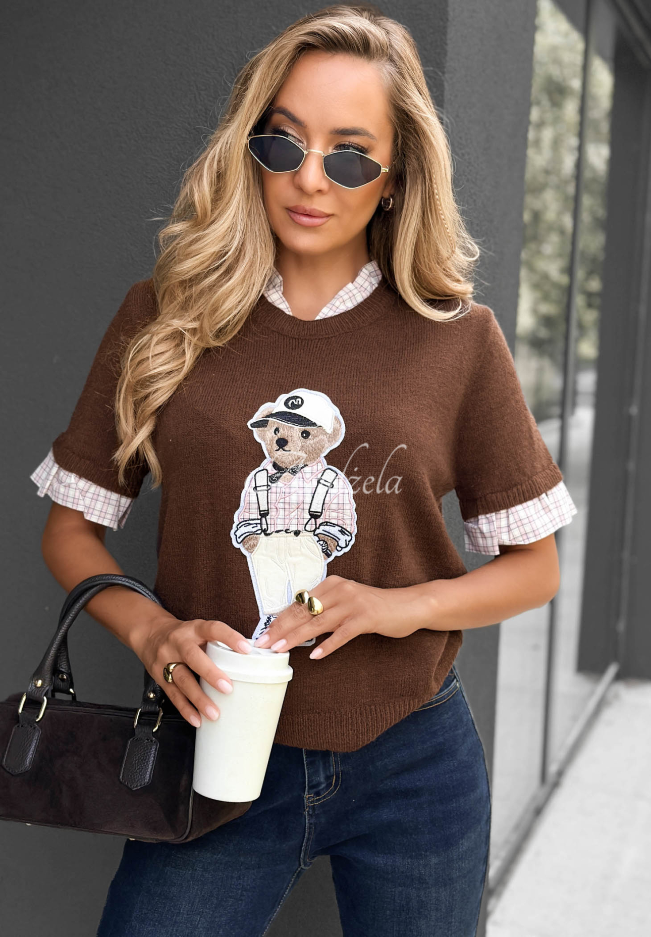 Viskózový svetr s krátkým rukávem a medvídkem Little Teddy čokoládový