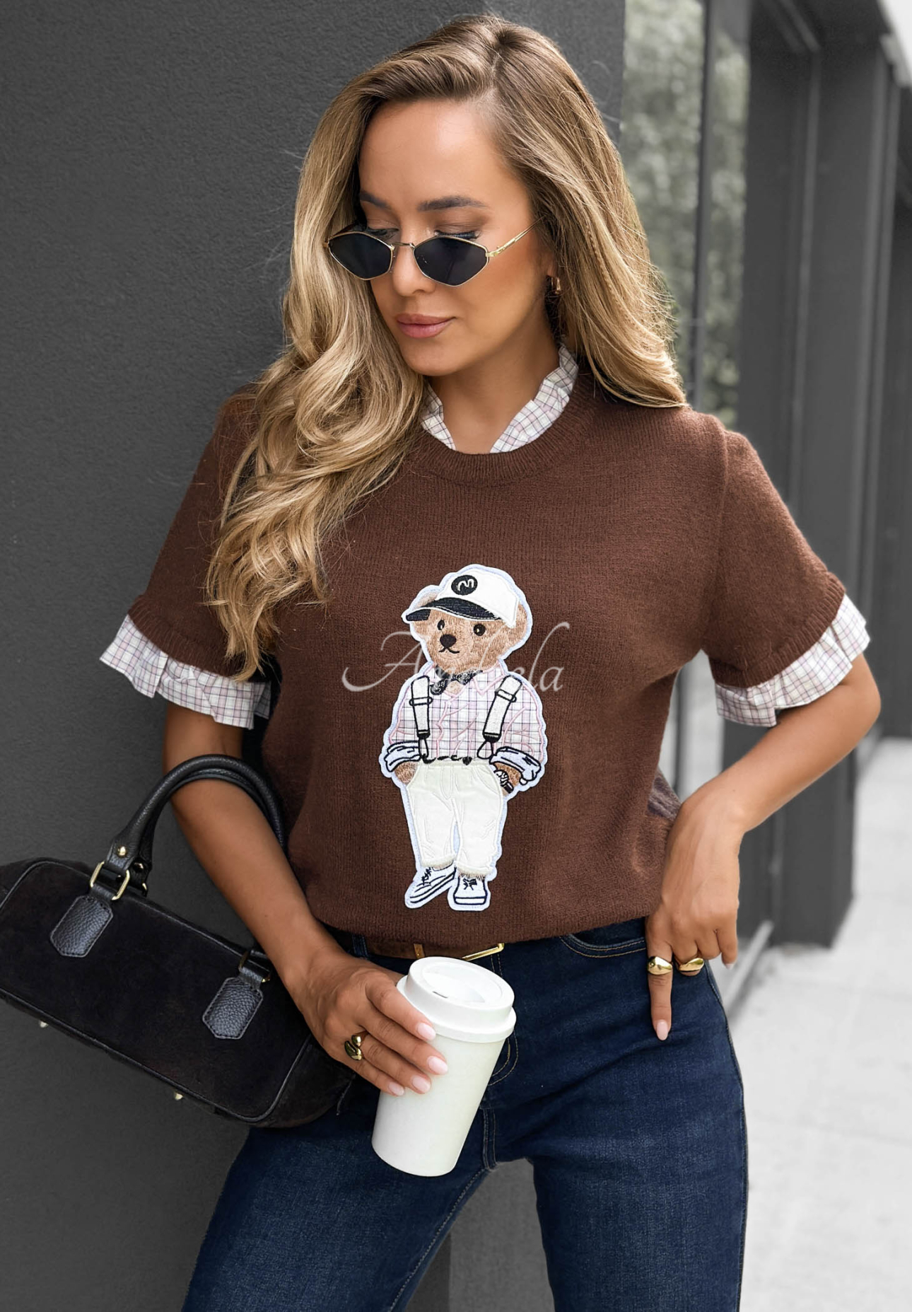 Viskózový svetr s krátkým rukávem a medvídkem Little Teddy čokoládový
