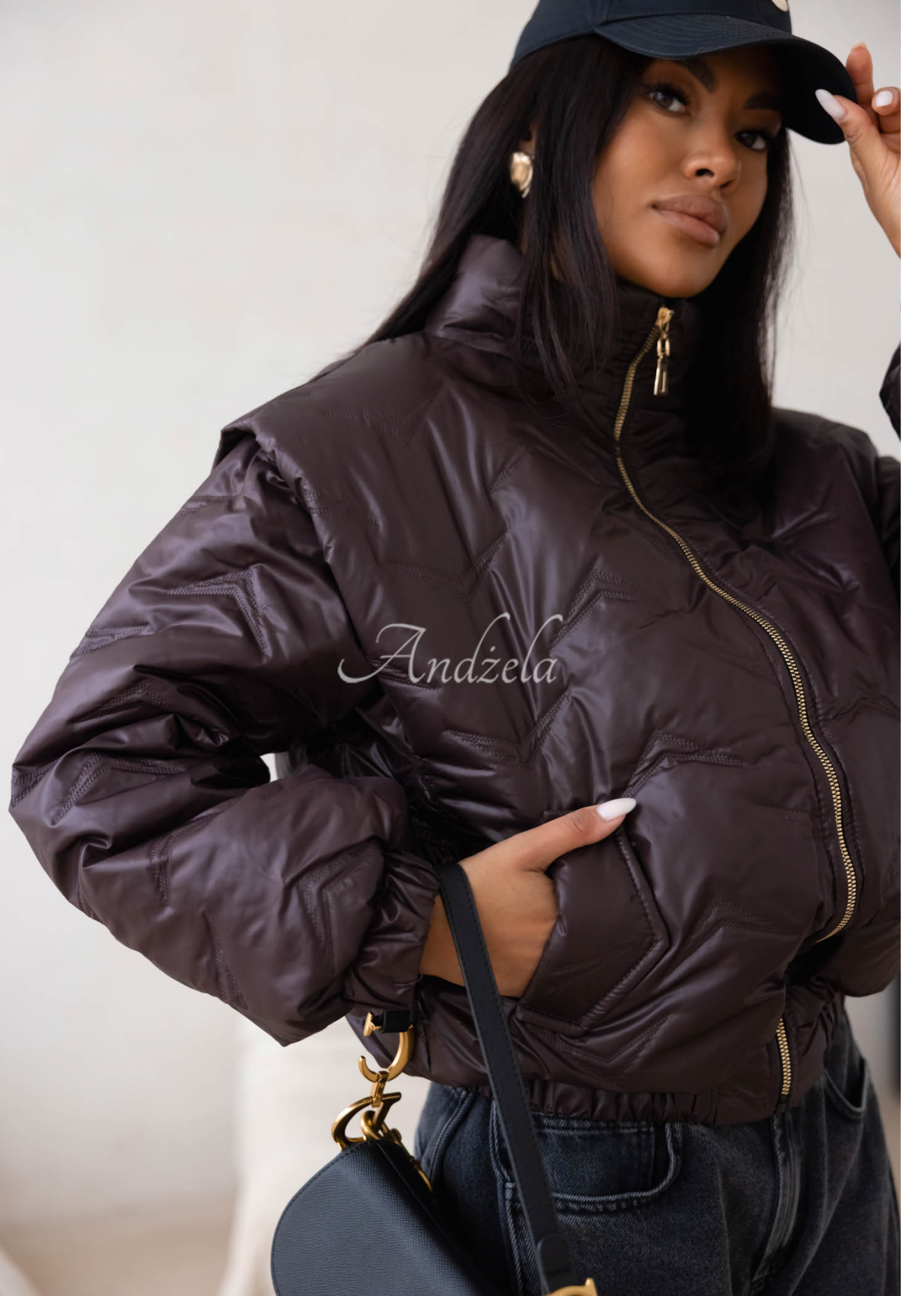Krátká prošívaná bomber bunda Drizzle Days čokoládová