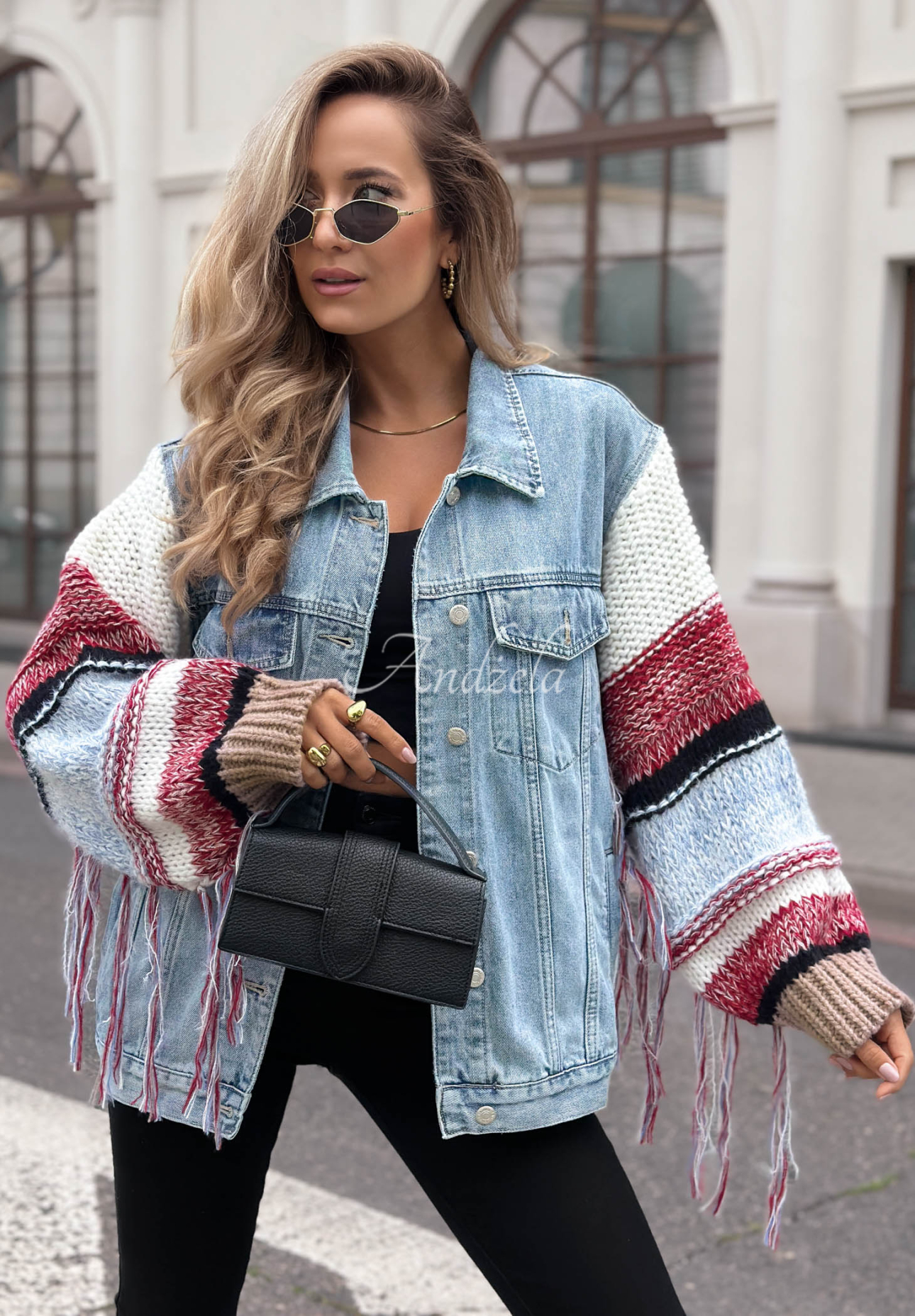 Džínová bunda se svetrovými rukávy Modern Knit světle modrá