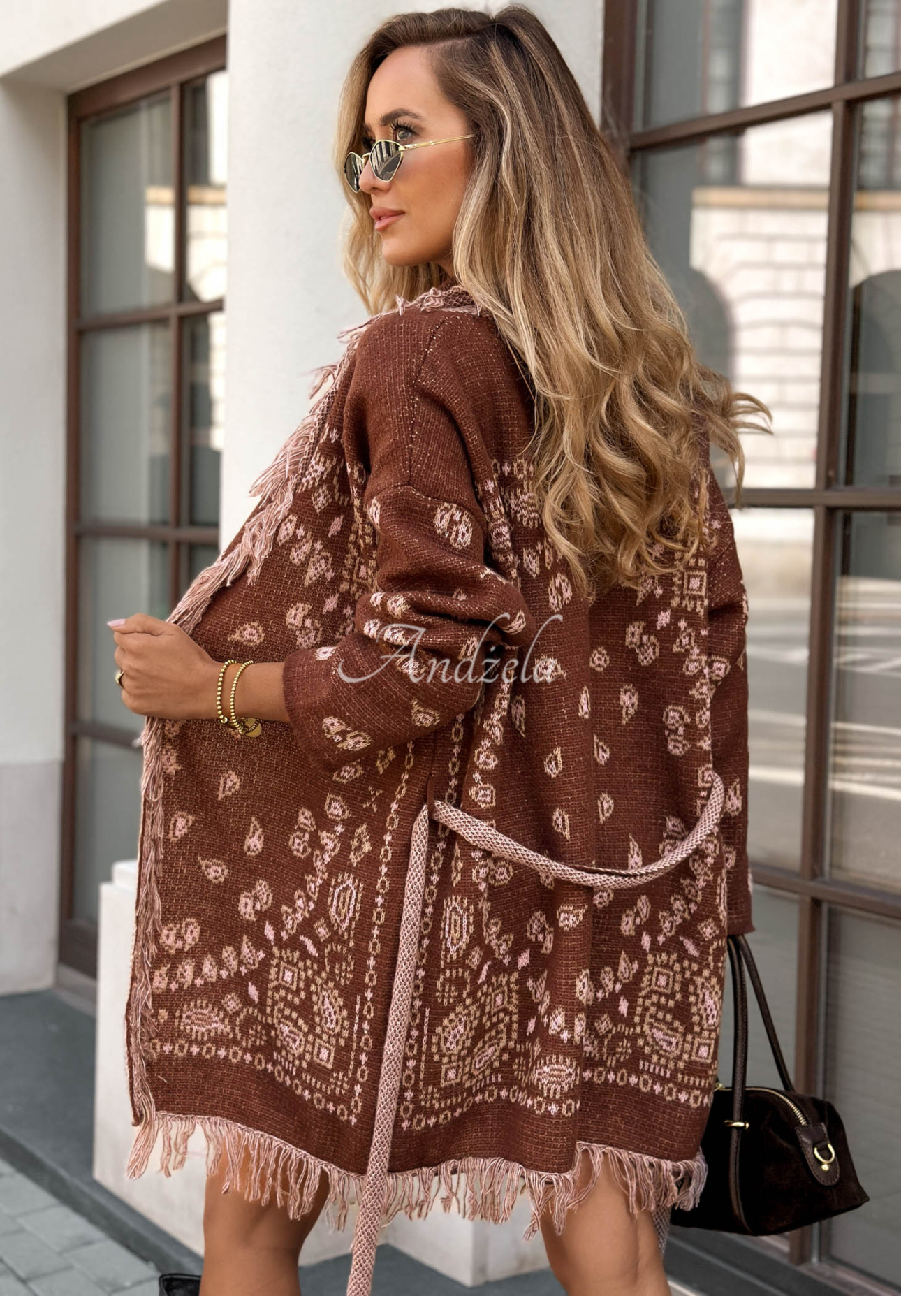 Oversize kardigan se třásněmi se vzory Autumn Goddess čokoládový