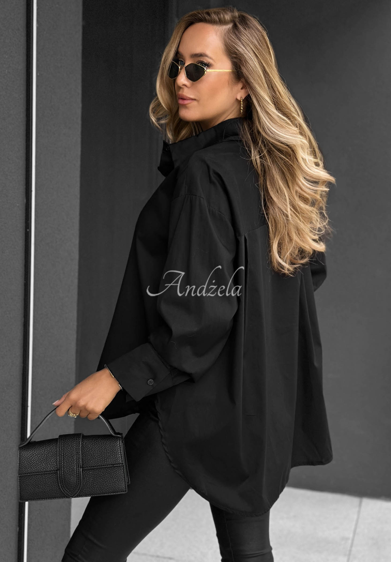 Elegantní bavlněná košile oversize s límečkem Prestige Harbor černá