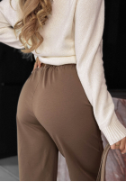 materiálové Kalhoty mom fit z paskiem Urban Grace čokoládové