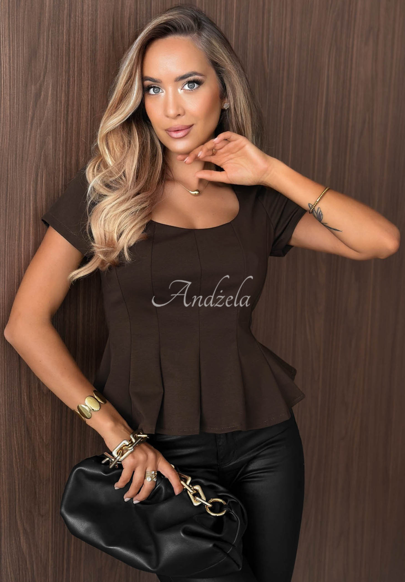 Halenka s peplum a čtvercovým výstřihem Autumn Kiss čokoládová