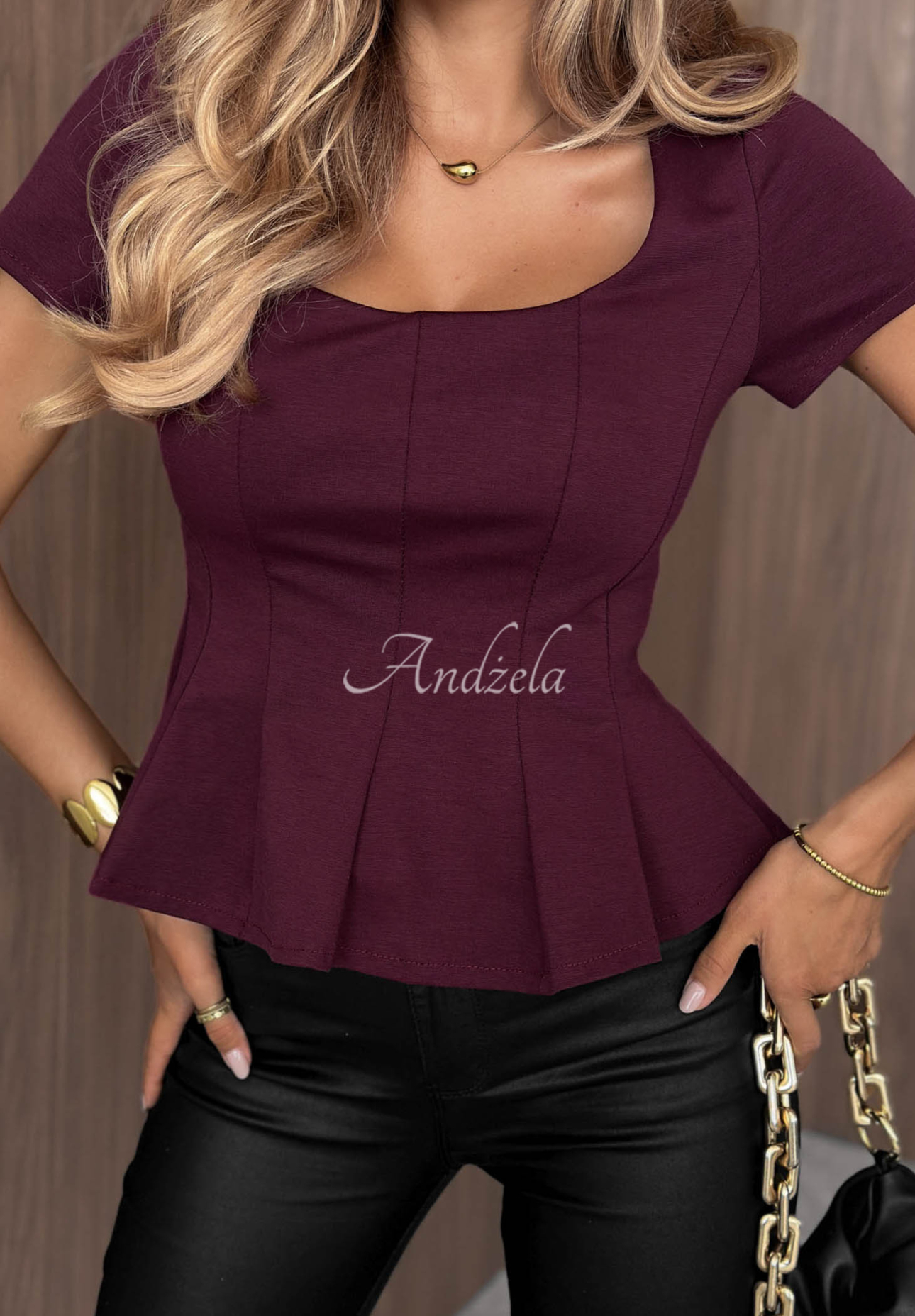 Halenka s peplum a čtvercovým výstřihem Autumn Kiss švestková