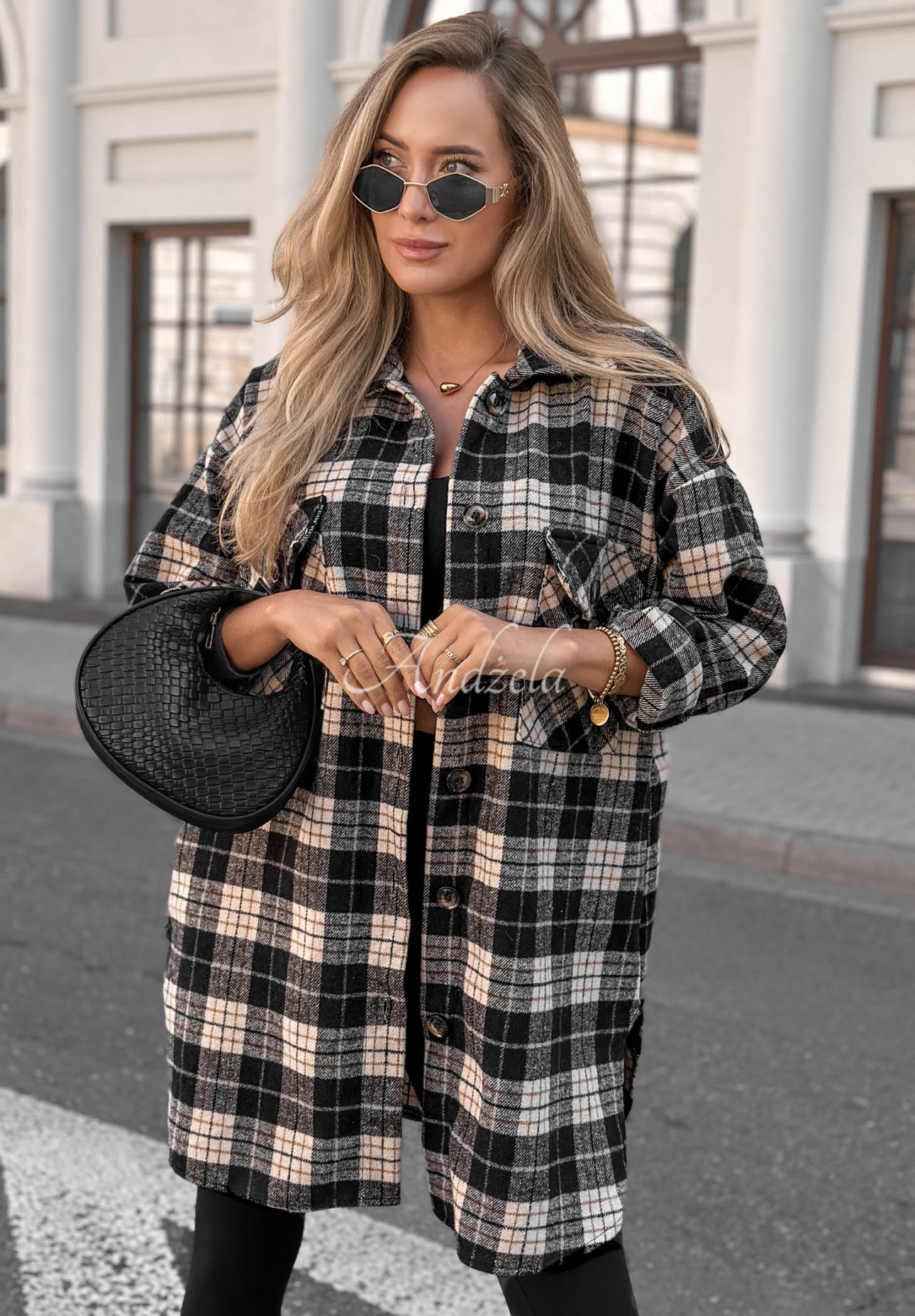 Bavlněná oversize károvaná košile September Glow černá