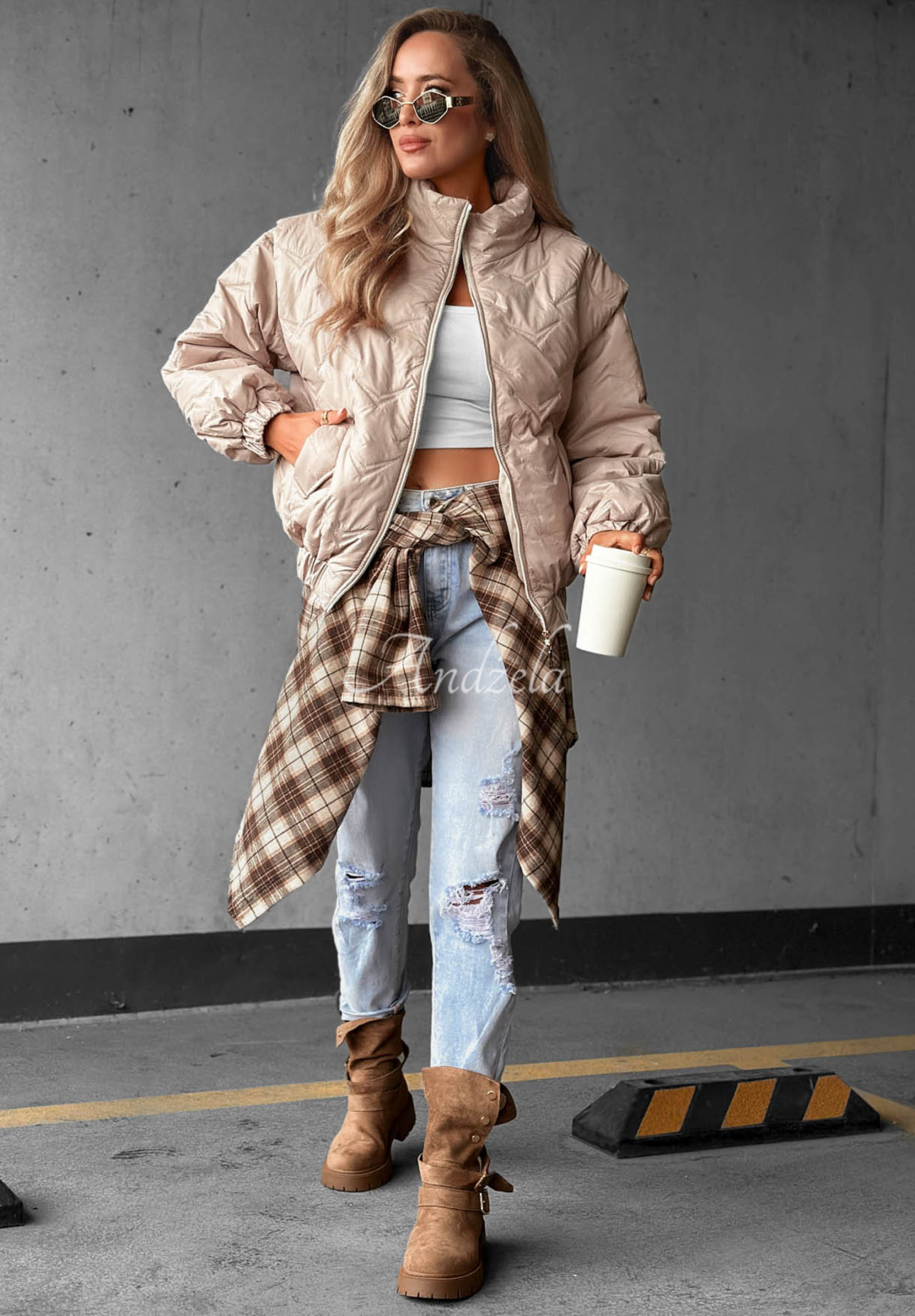 Krátká prošívaná bomber bunda Drizzle Days béžová