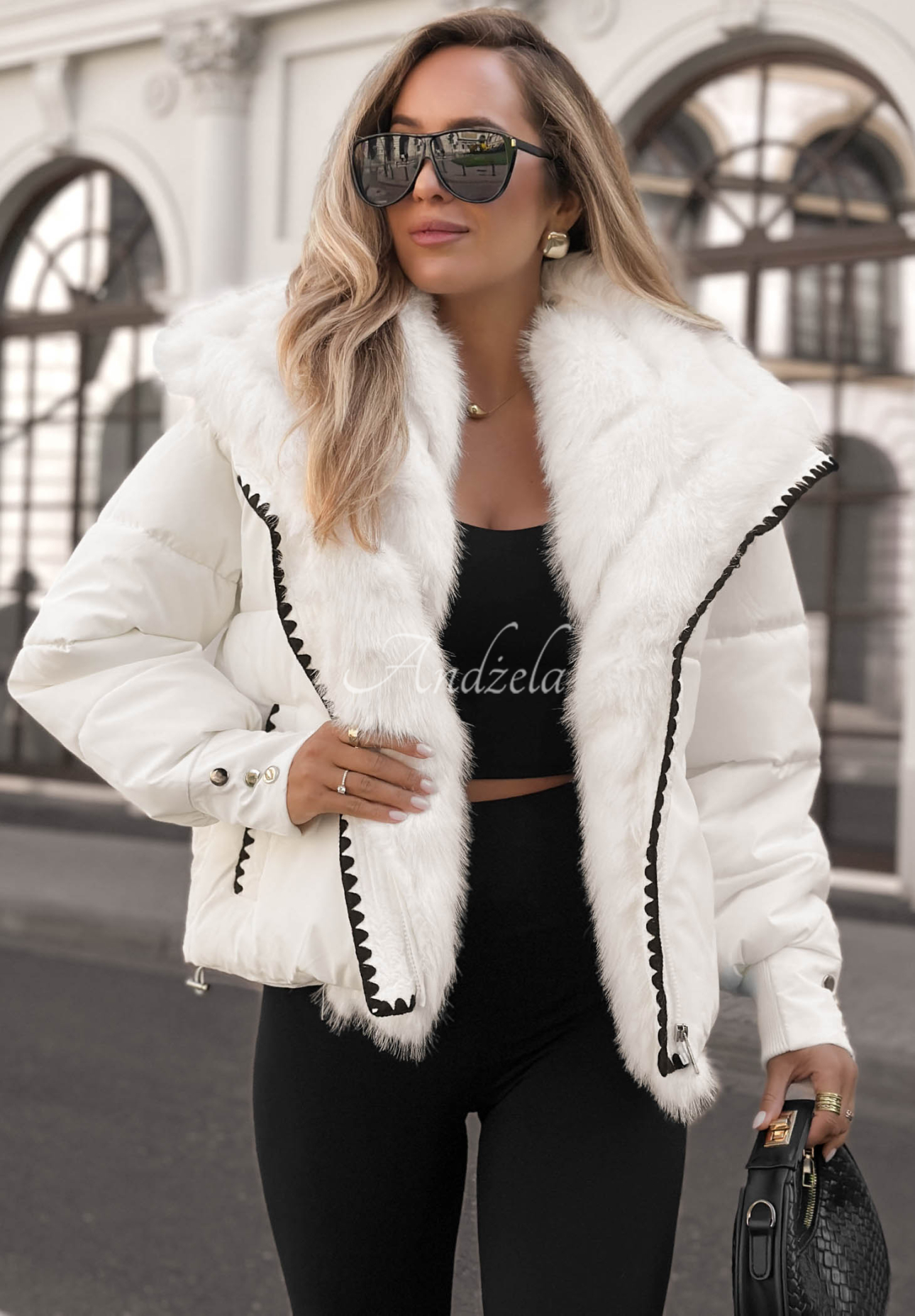 Krátká prošívaná bunda s kožíškem Alpine Cozy ecru