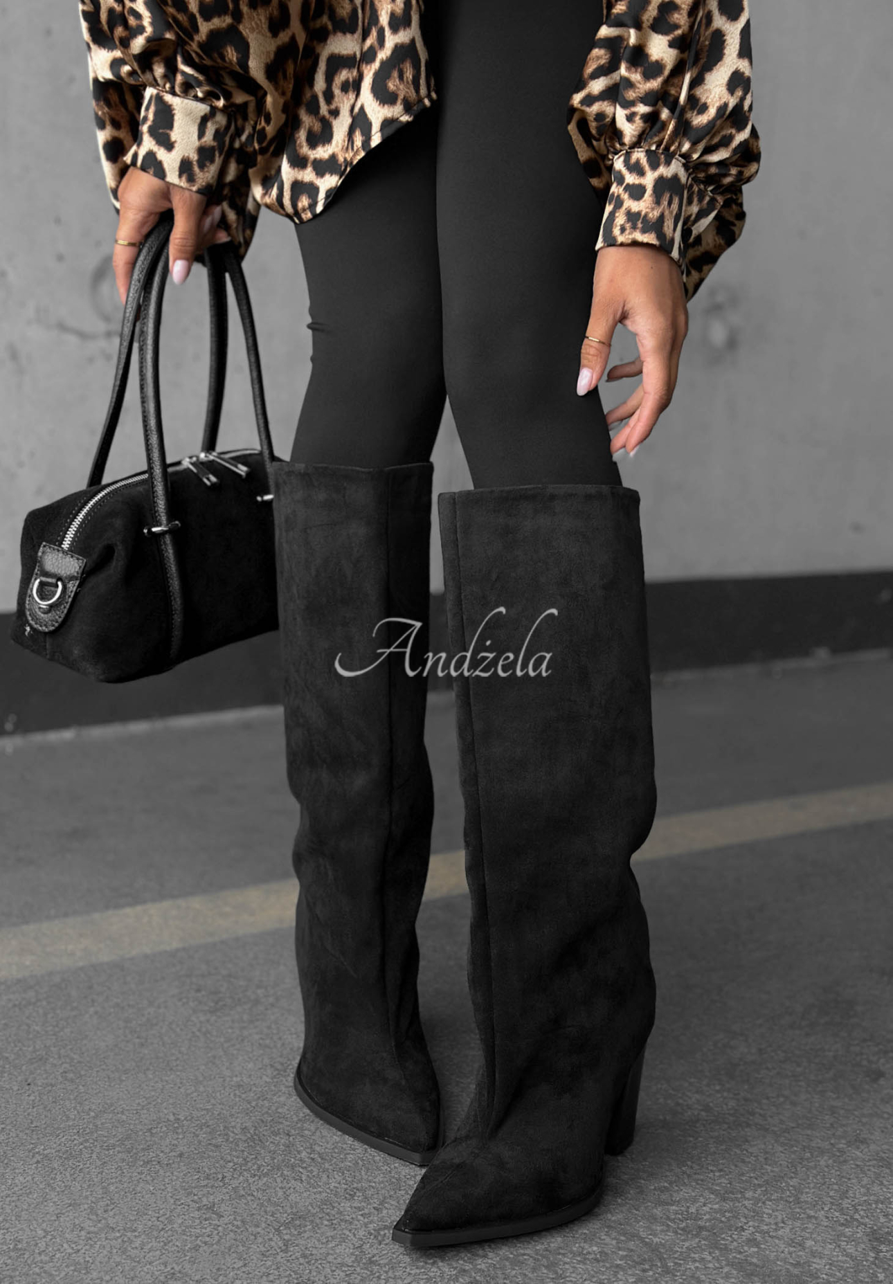 Dlouhé semišové kozačky na širokém podpatku Fall Style černé