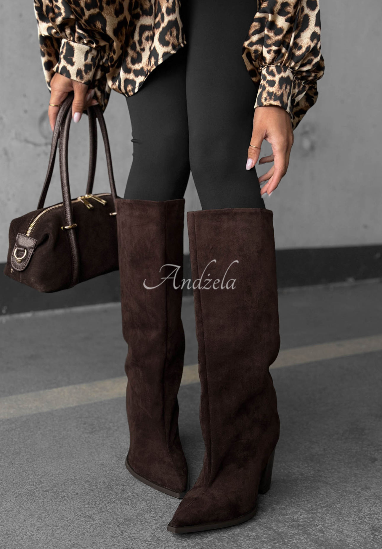 Dlouhé semišové kozačky na širokém podpatku Fall Style čokoládové