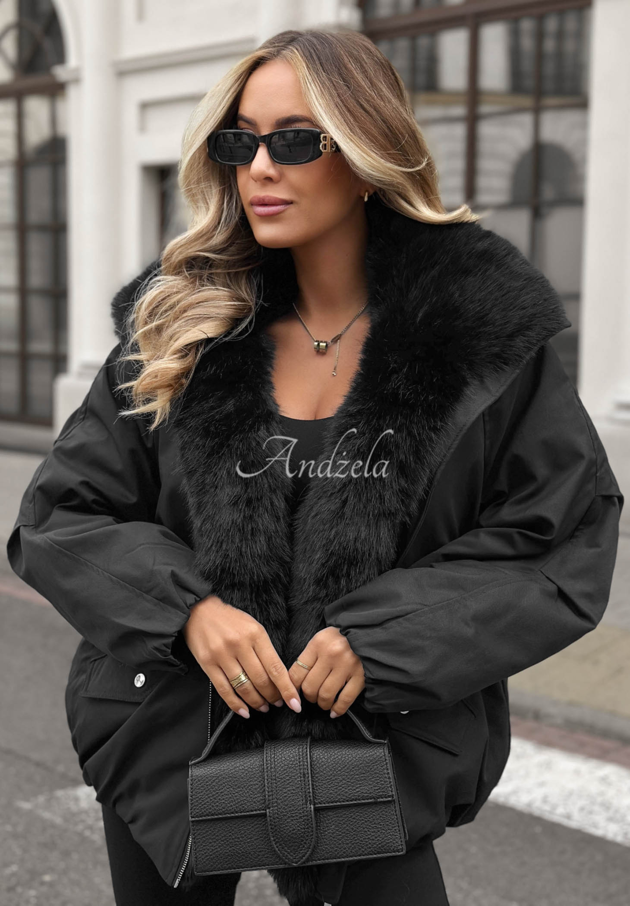 Oversize bunda s kožíškem Snow Angel černá