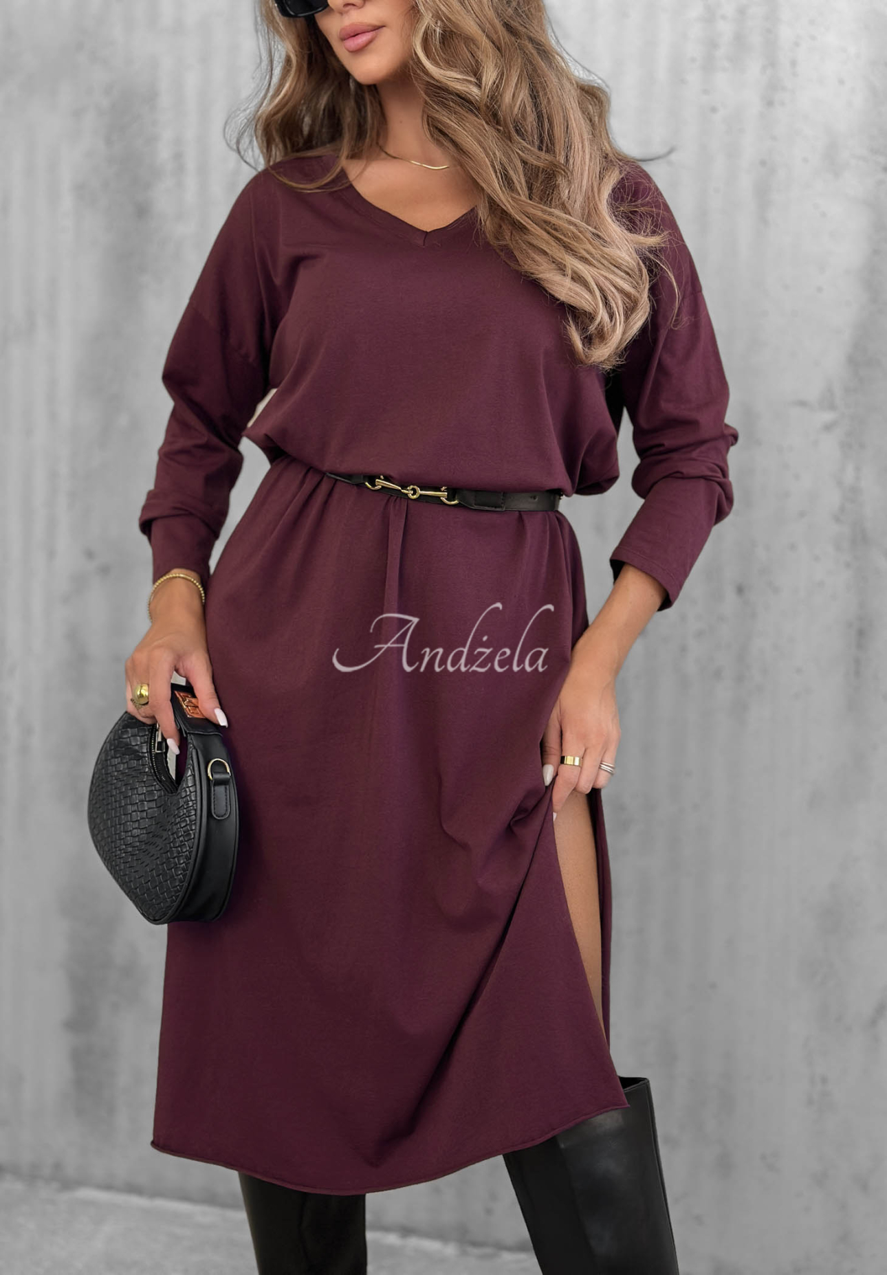 Bavlněné midi šaty s výstřihem do V Daily Style borůvková