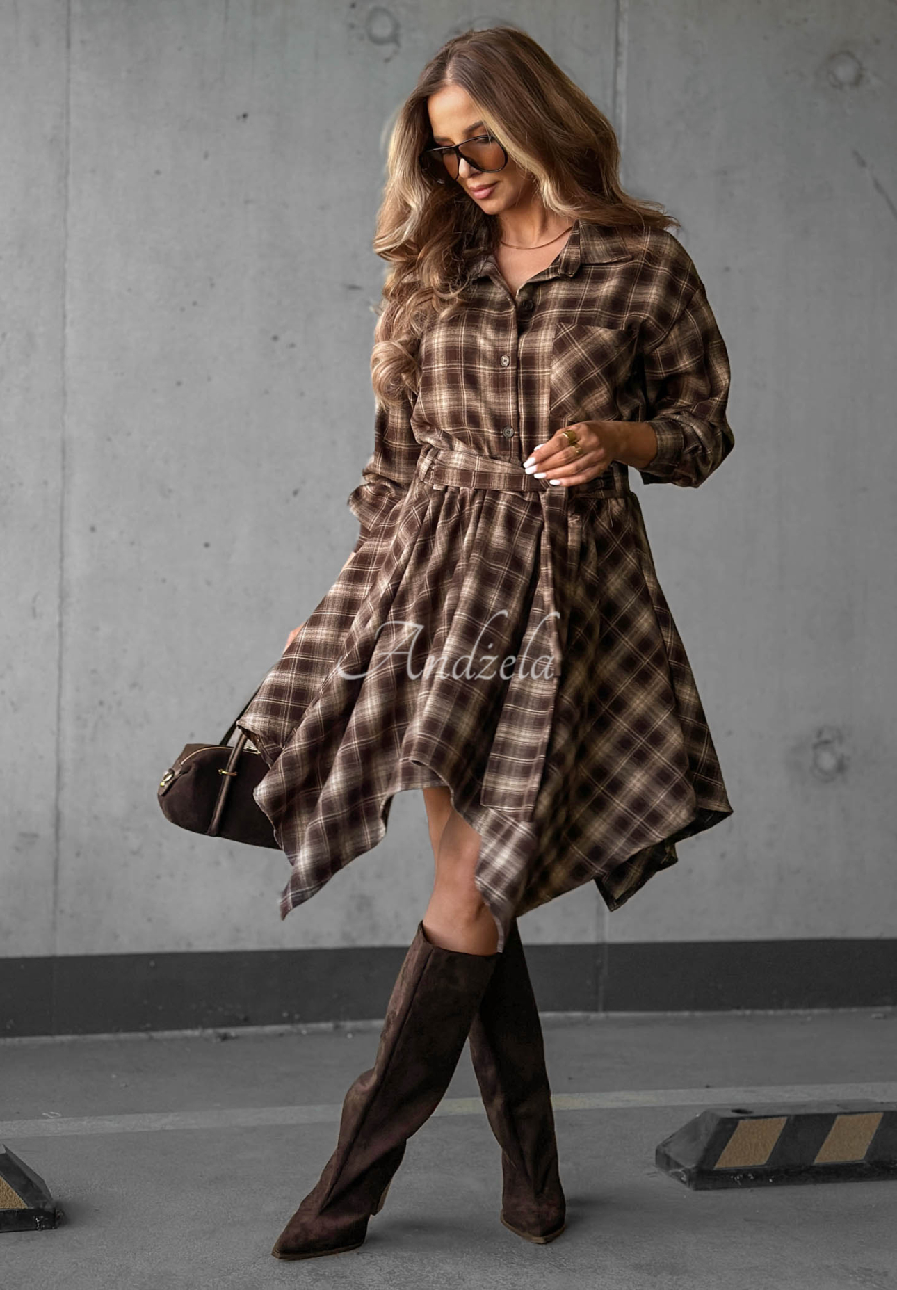 Viskózová mini sukně s kostkovaným vzorem Effortless Chic čokoládová