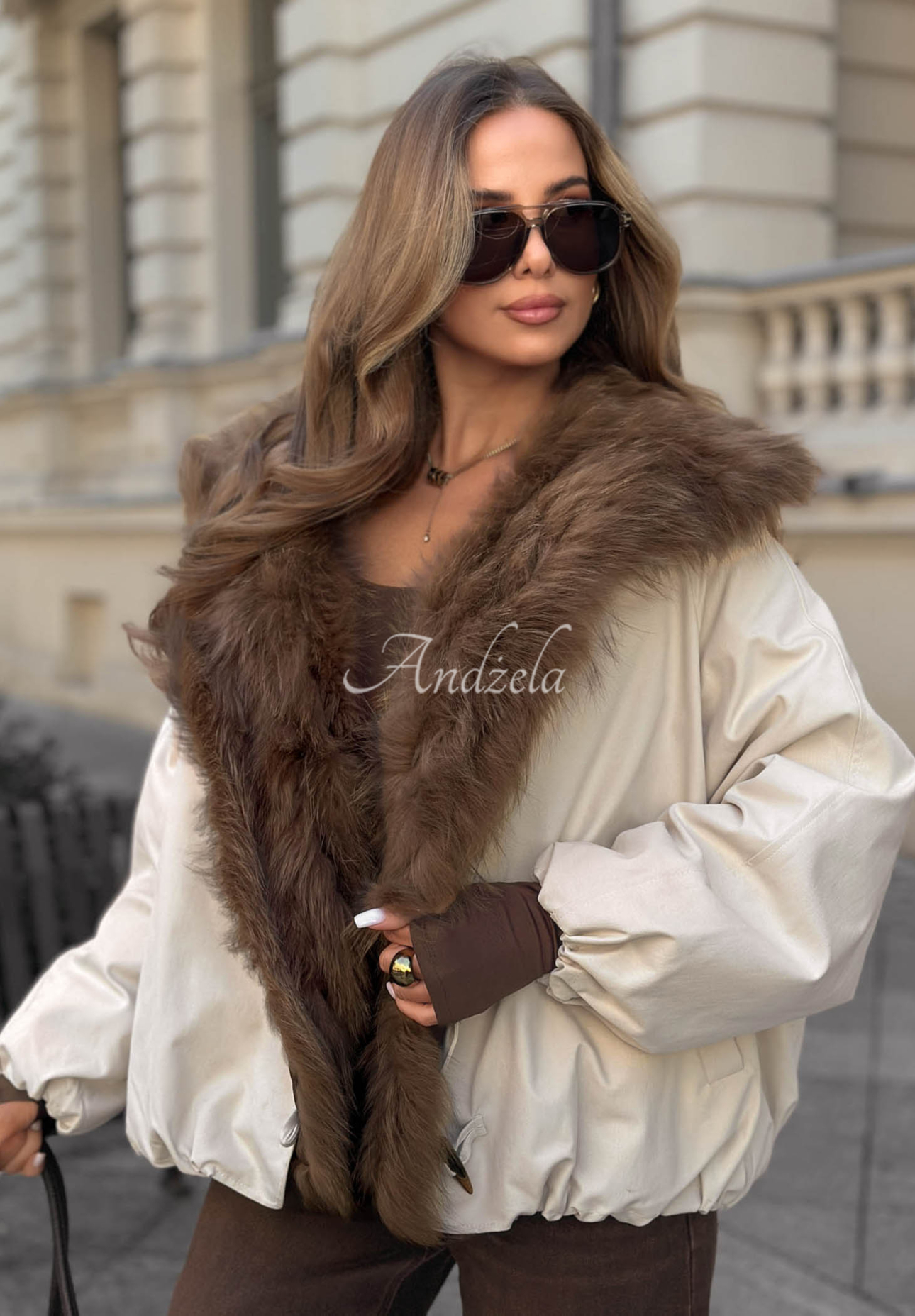 Péřová bomber bunda s kožíškem Northern Maple béžová