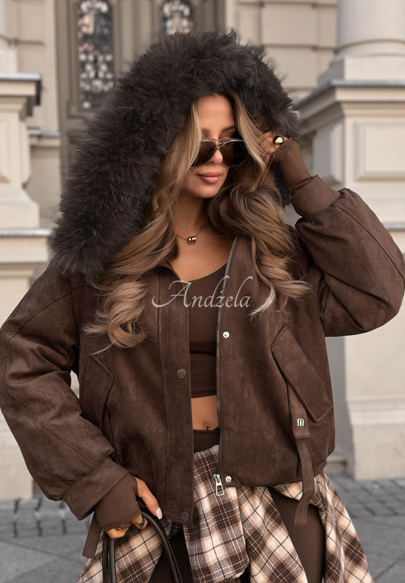 Semišová bunda s kapucí a kožíškem Winter Babe čokoládová