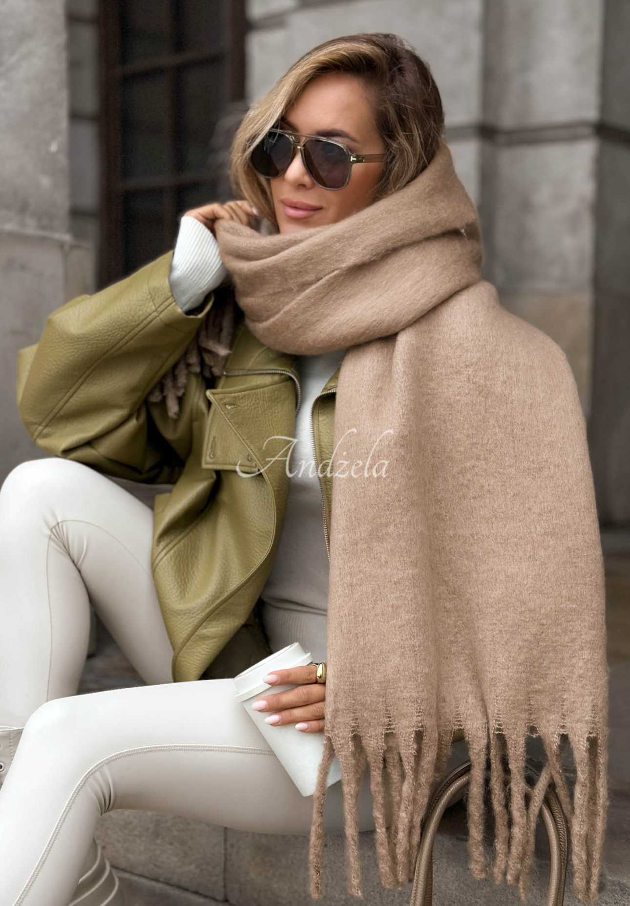 Měkká šála s třásněmi Snow Darling Mokka