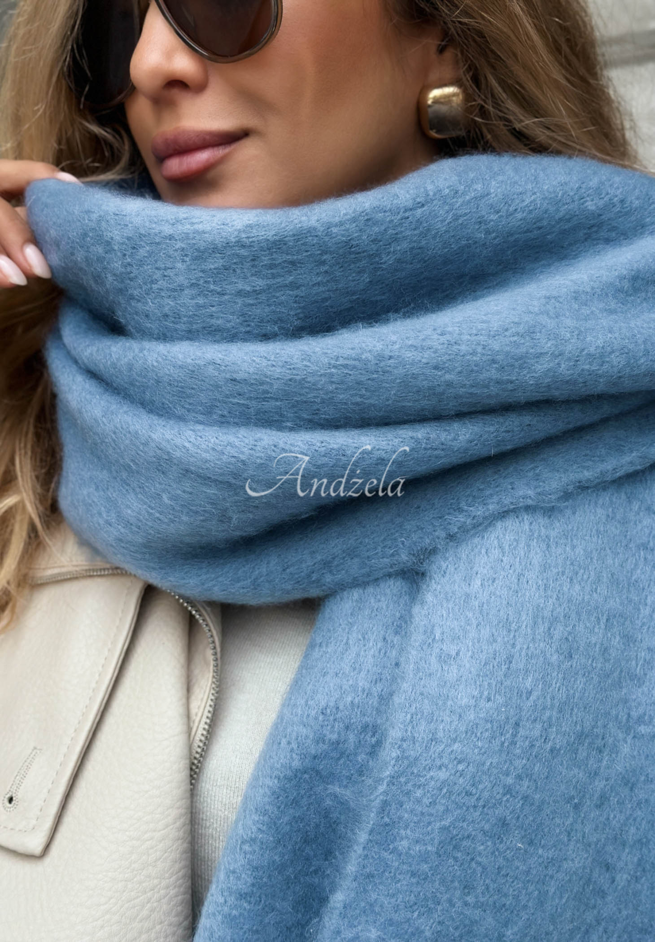 Měkká šála s třásněmi Snow Darling modrý