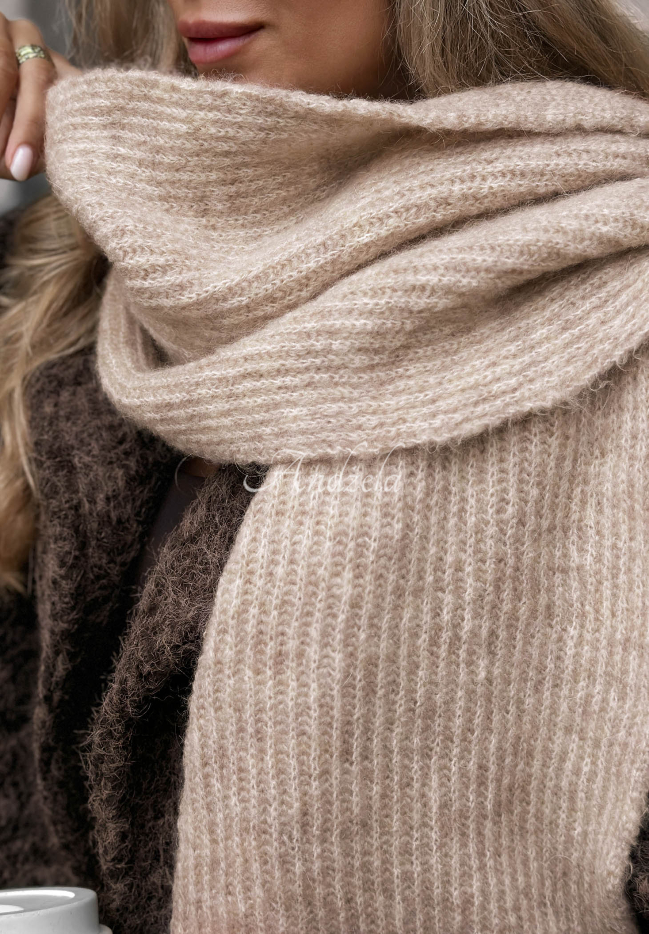 Šála s merino vlnou a mohérem Snowfall Charm béžová
