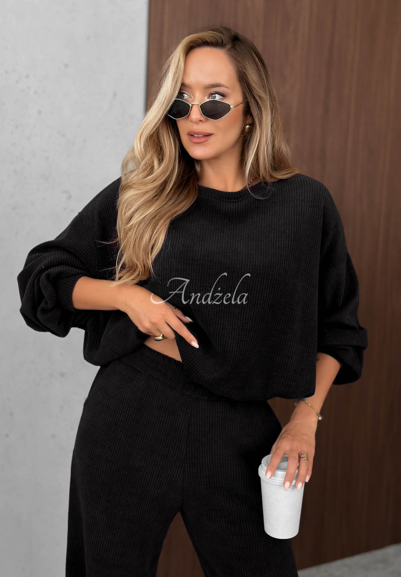 Manšestrová bavlněná tepláková souprava Sunday Dream Černé