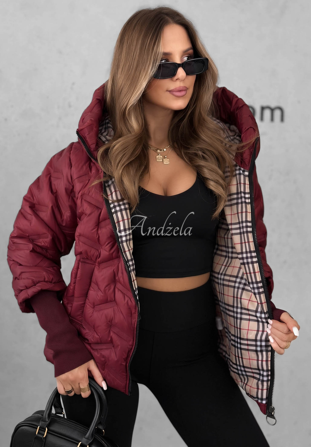 Prošívaná bunda s kapucí Autumn Edge vínová