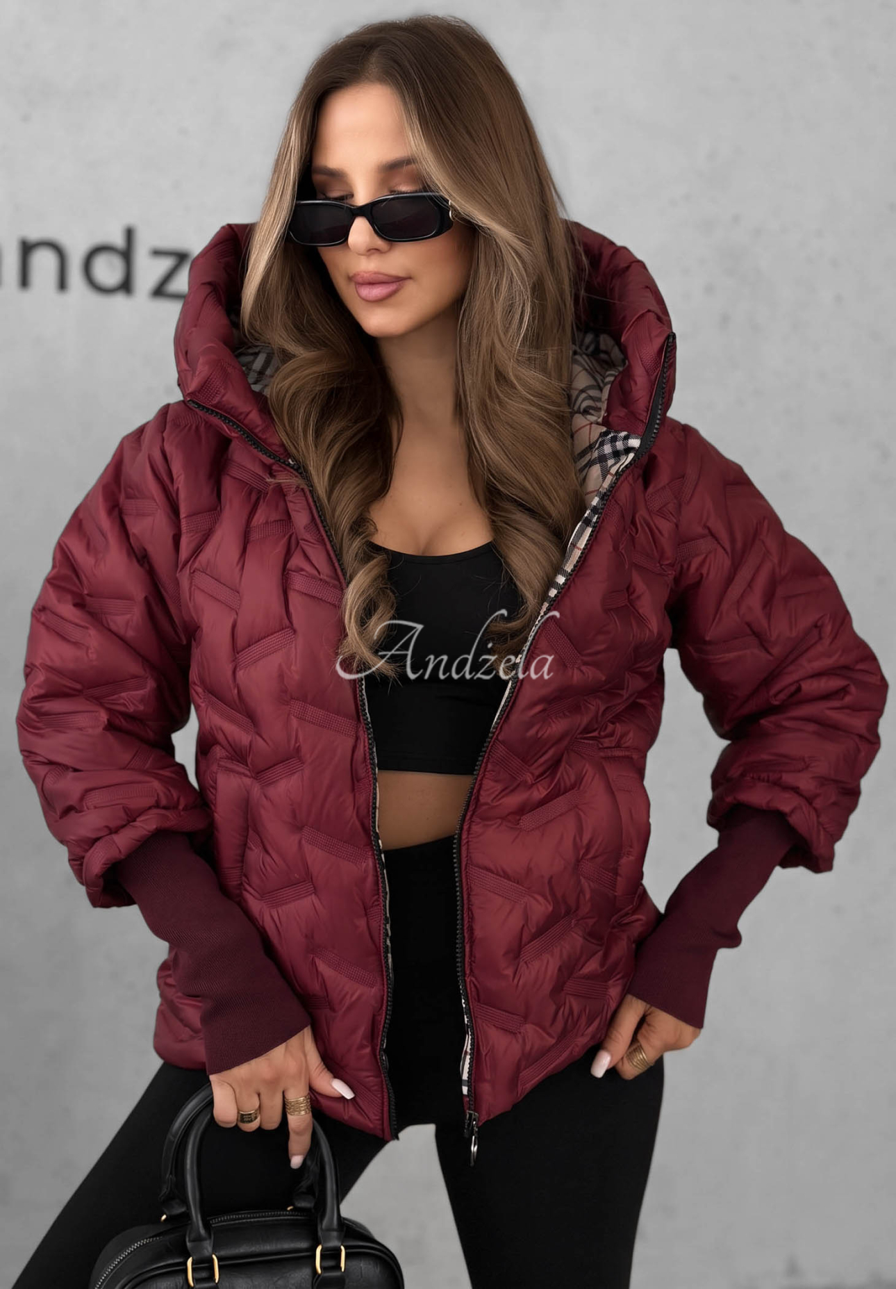 Prošívaná bunda s kapucí Autumn Edge vínová