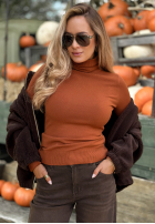 Dopasowany Svetr z golfem Solange rudy