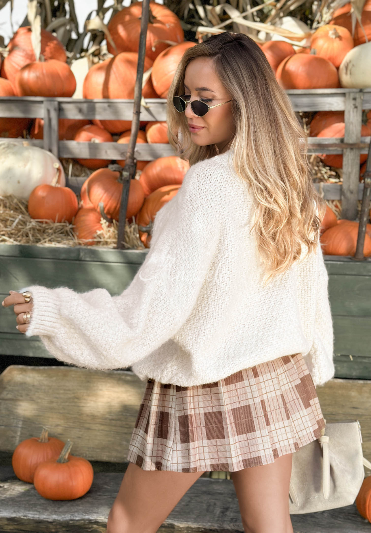 Svetr s ozdobným pleteným vzorem, vlnou a viskózou Sour Cream světle béžový