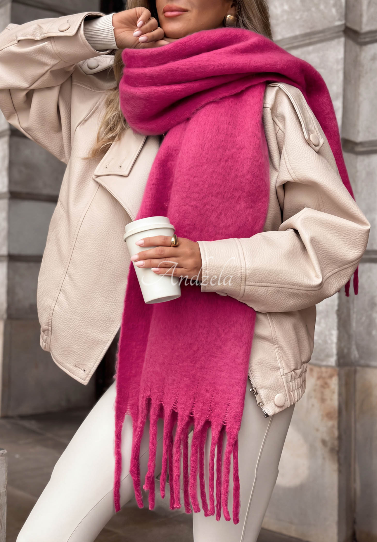 Měkká šála s třásněmi Snow Darling fuchsiový