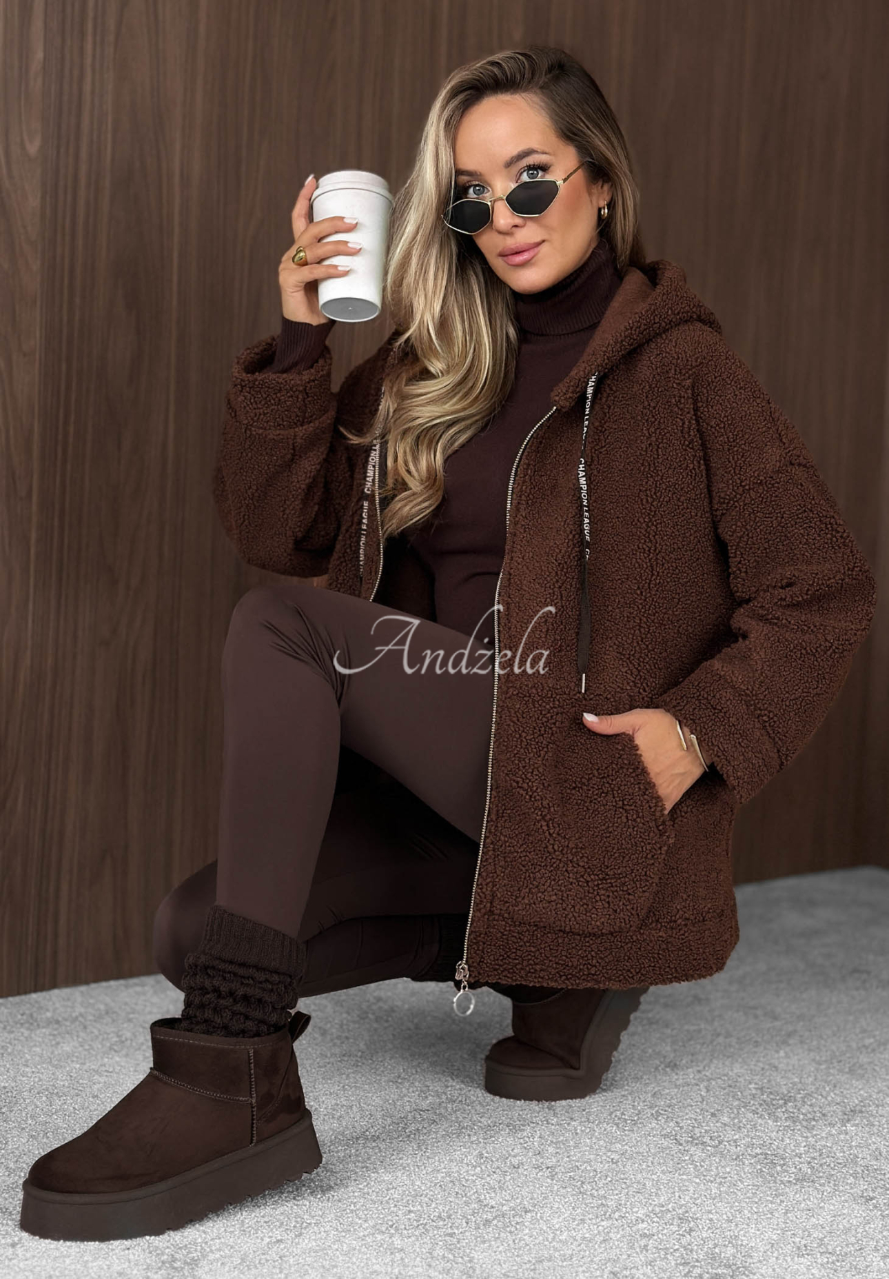 Kožíšková bunda s kapucí a kapsami Warm Espresso čokoládová