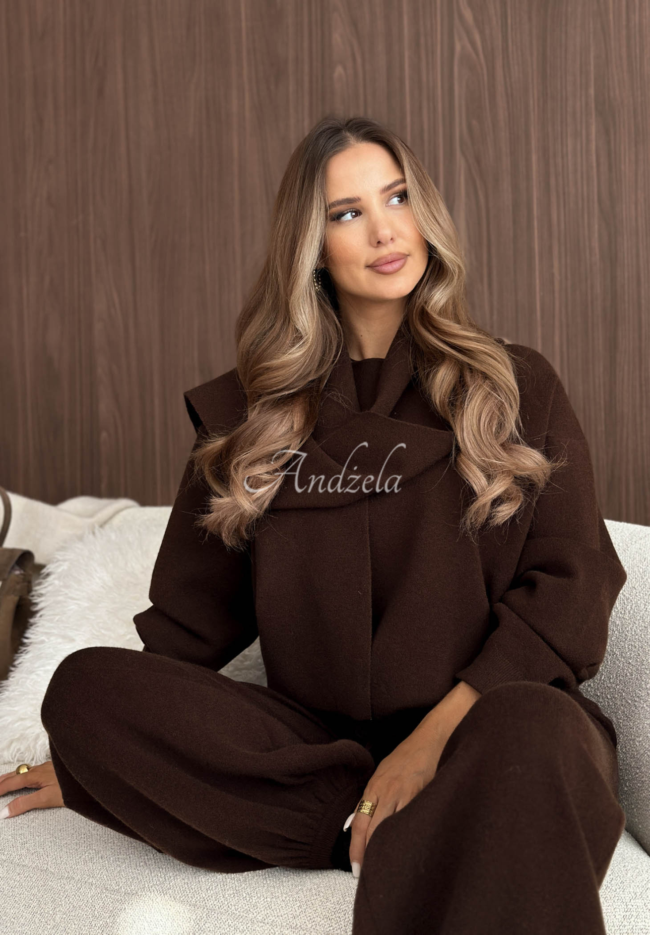 Úpletová souprava se šálou a viskózou Style Darling čokoládový