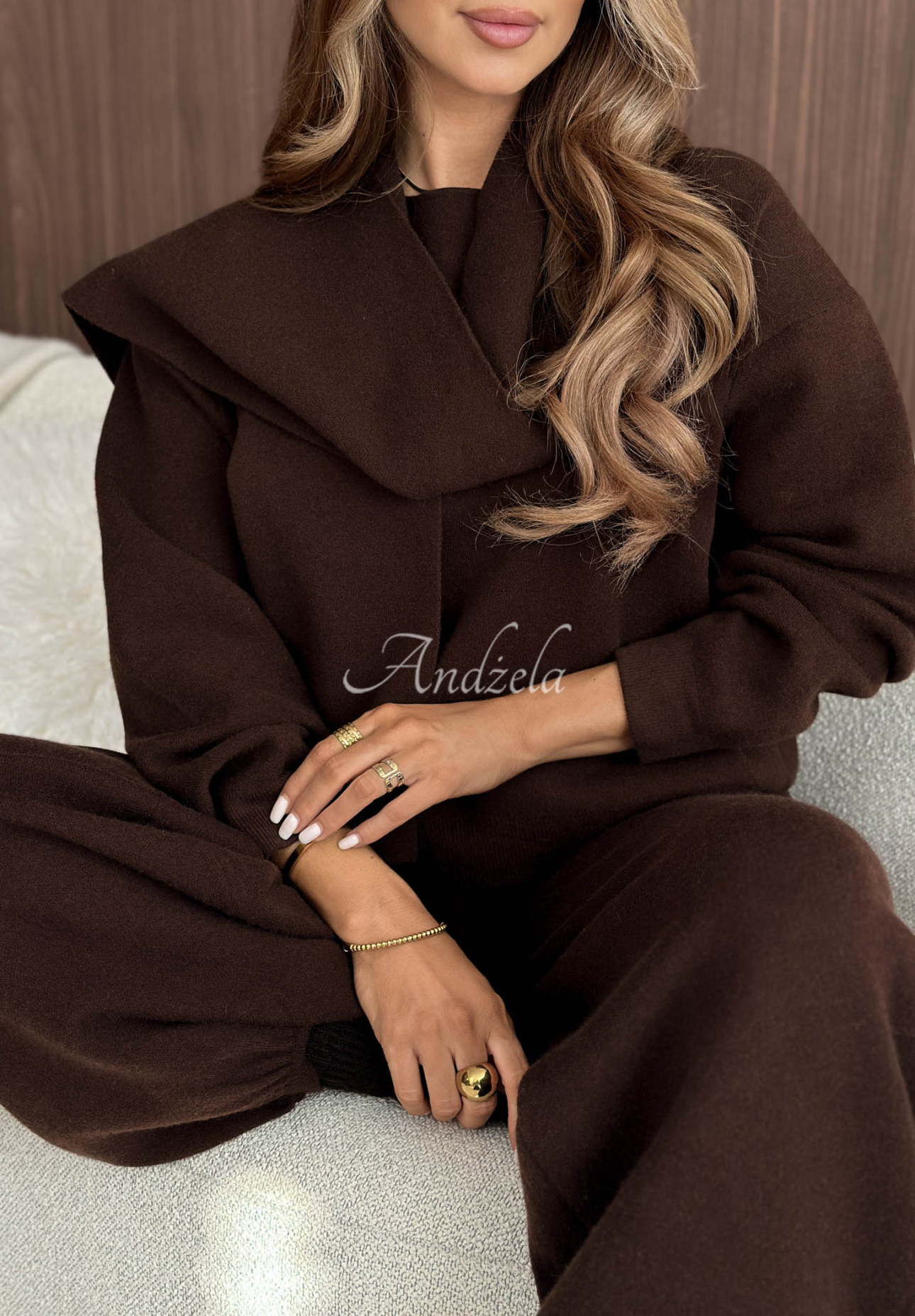 Úpletová souprava se šálou a viskózou Style Darling čokoládový