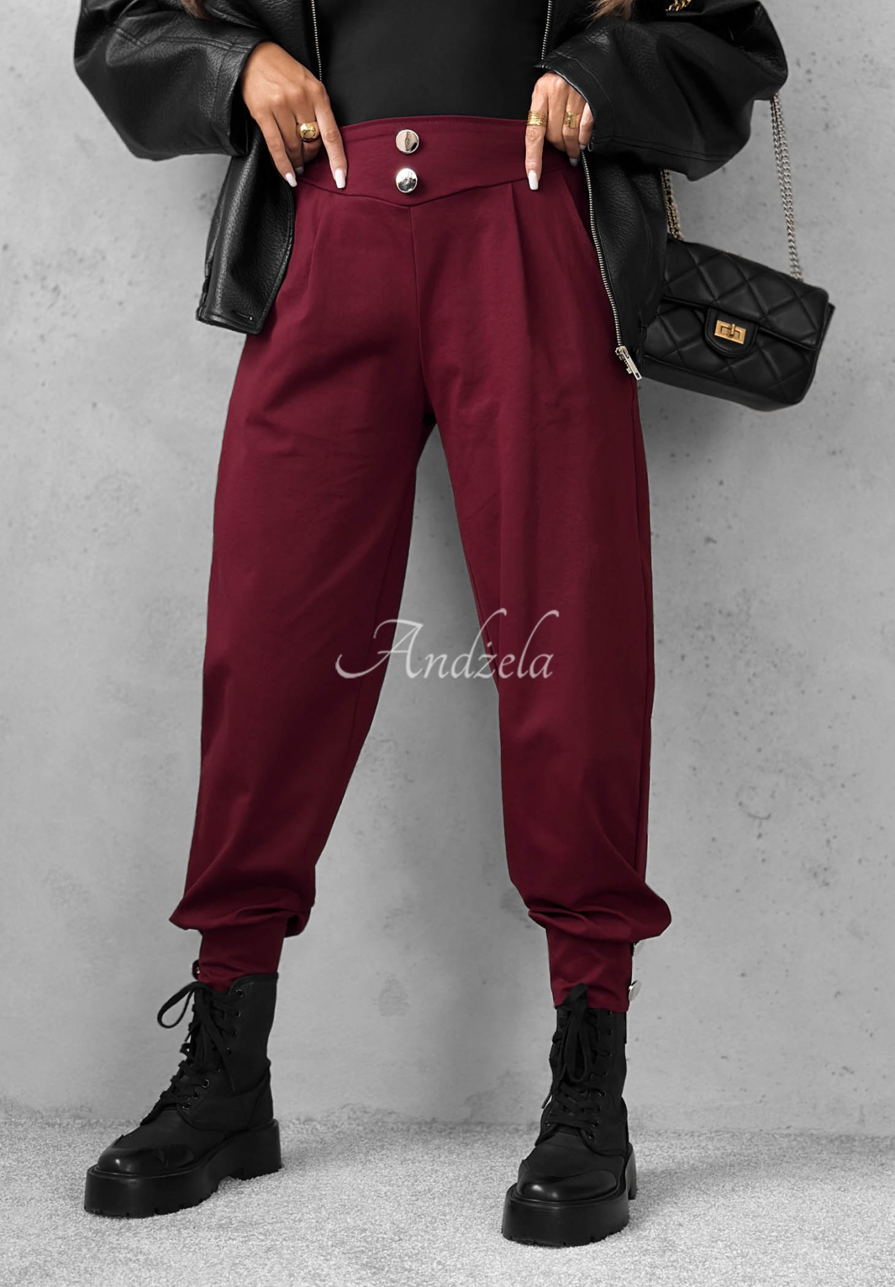 Viskózové joggery s knoflíky Divine Charm vínové