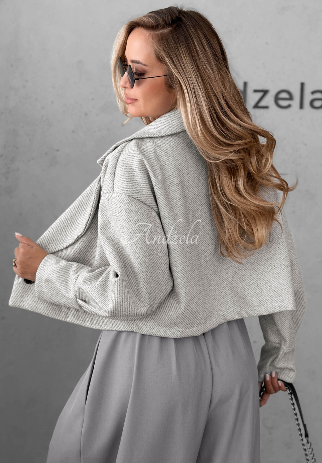 Krátký kabát s límečkem Casual Calm Světlešedá