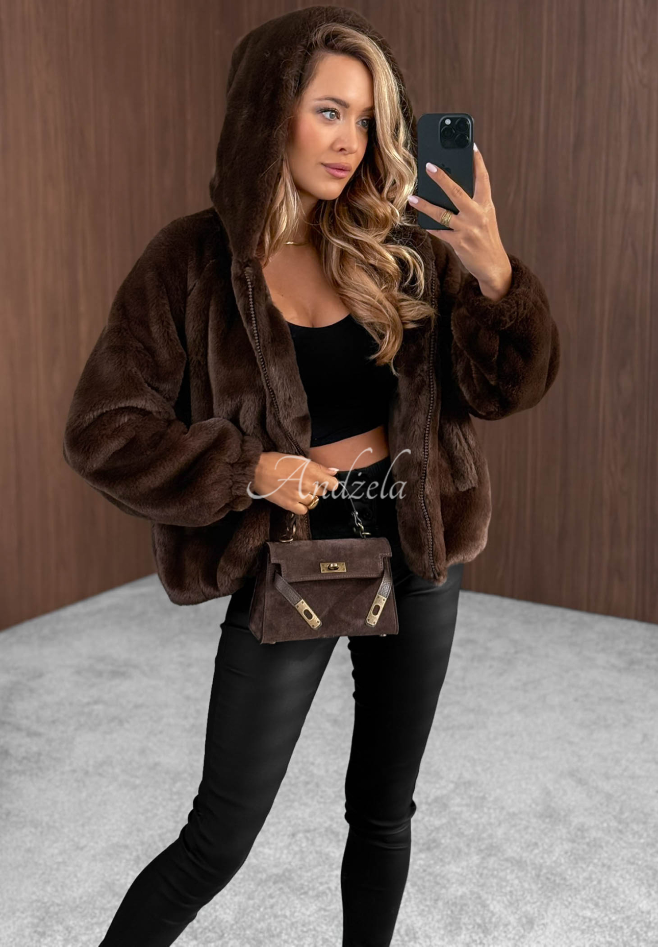 Krátká kožíšková bunda s kapucí Fluffy Babe čokoládová