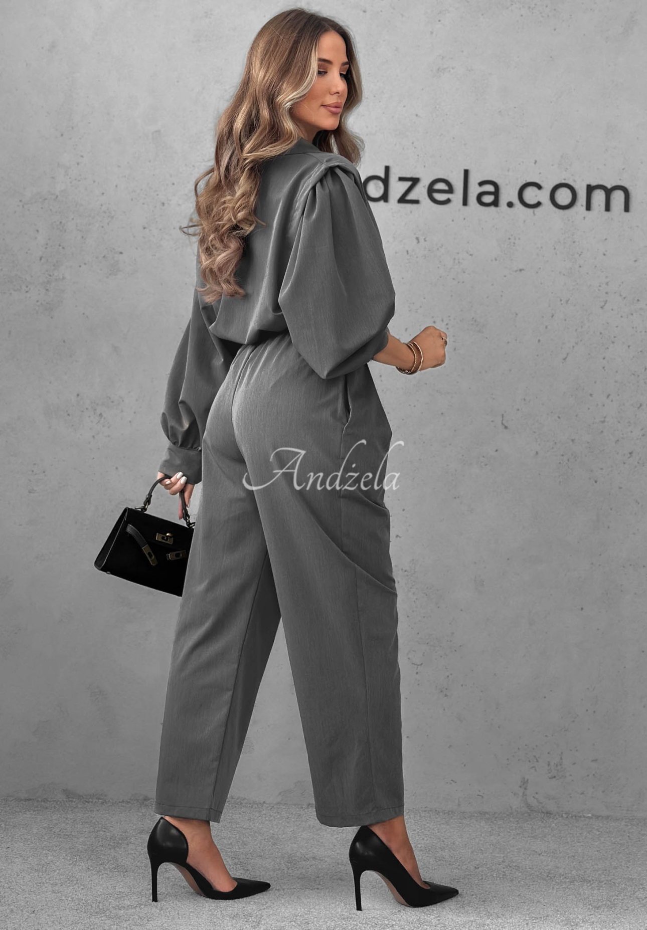 Elegantní souprava košile a kalhot se záhyby Modern Femme šedý