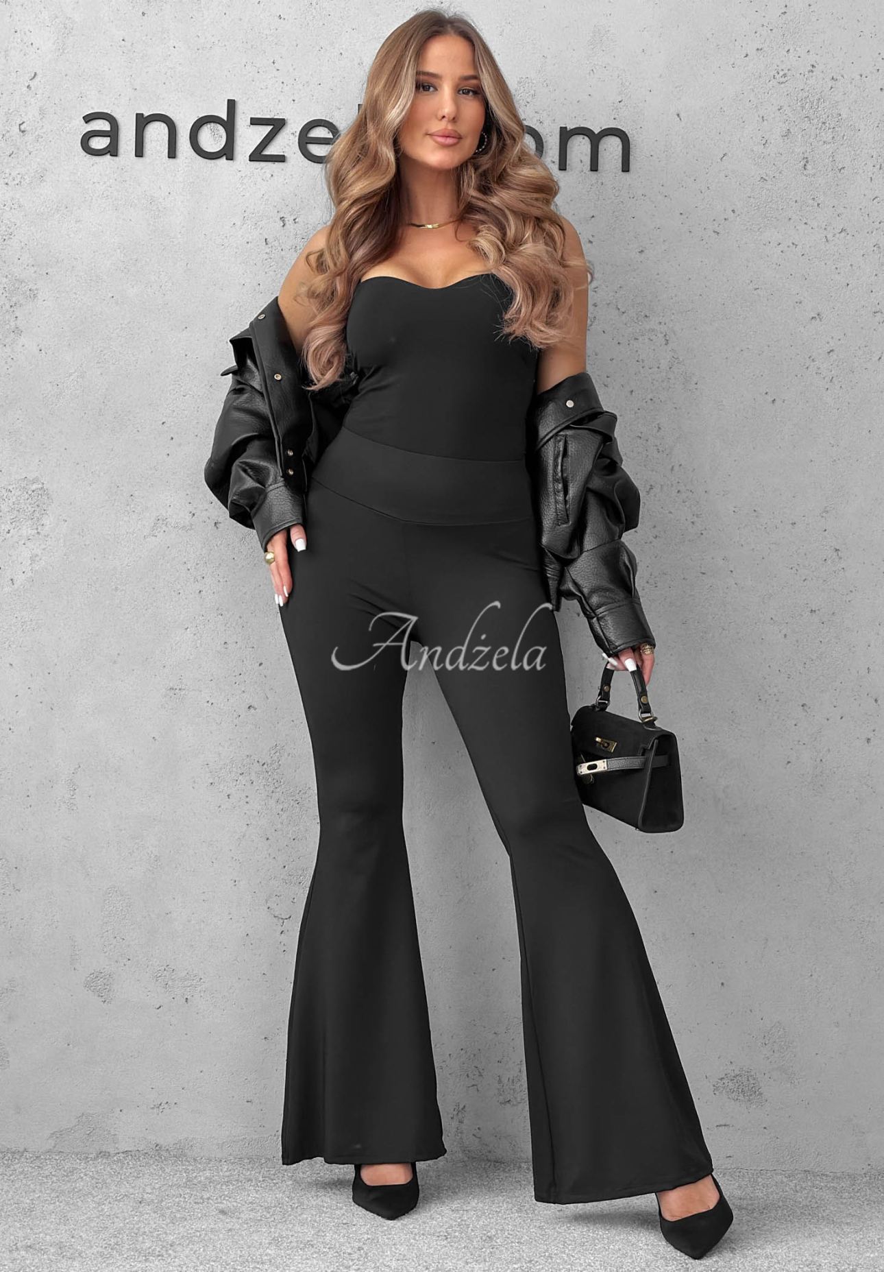 Viskózové zvonové legíny s push-up efektem Tease Me černé