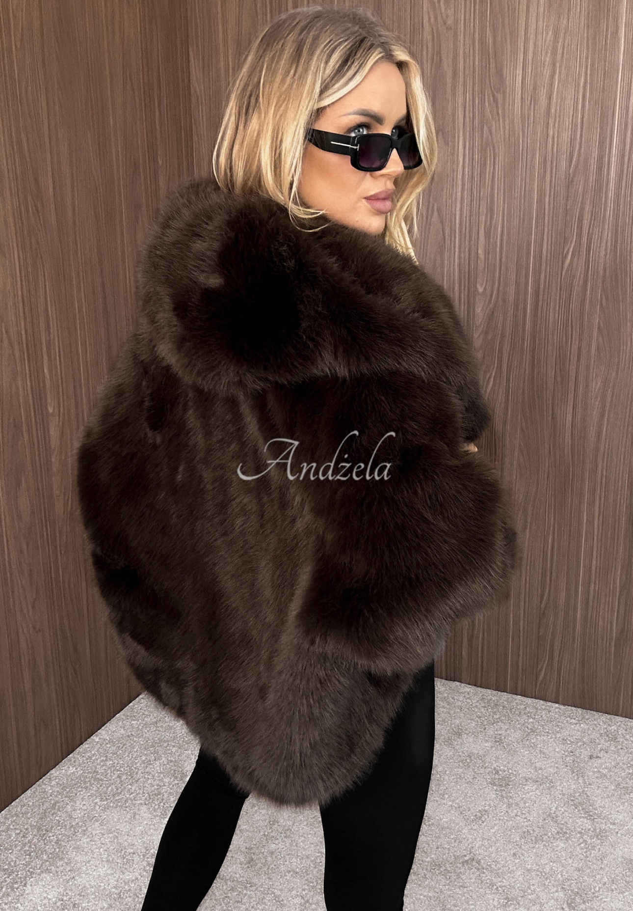 Kožešinová bunda s kapucí Fluffy Girl čokoládová