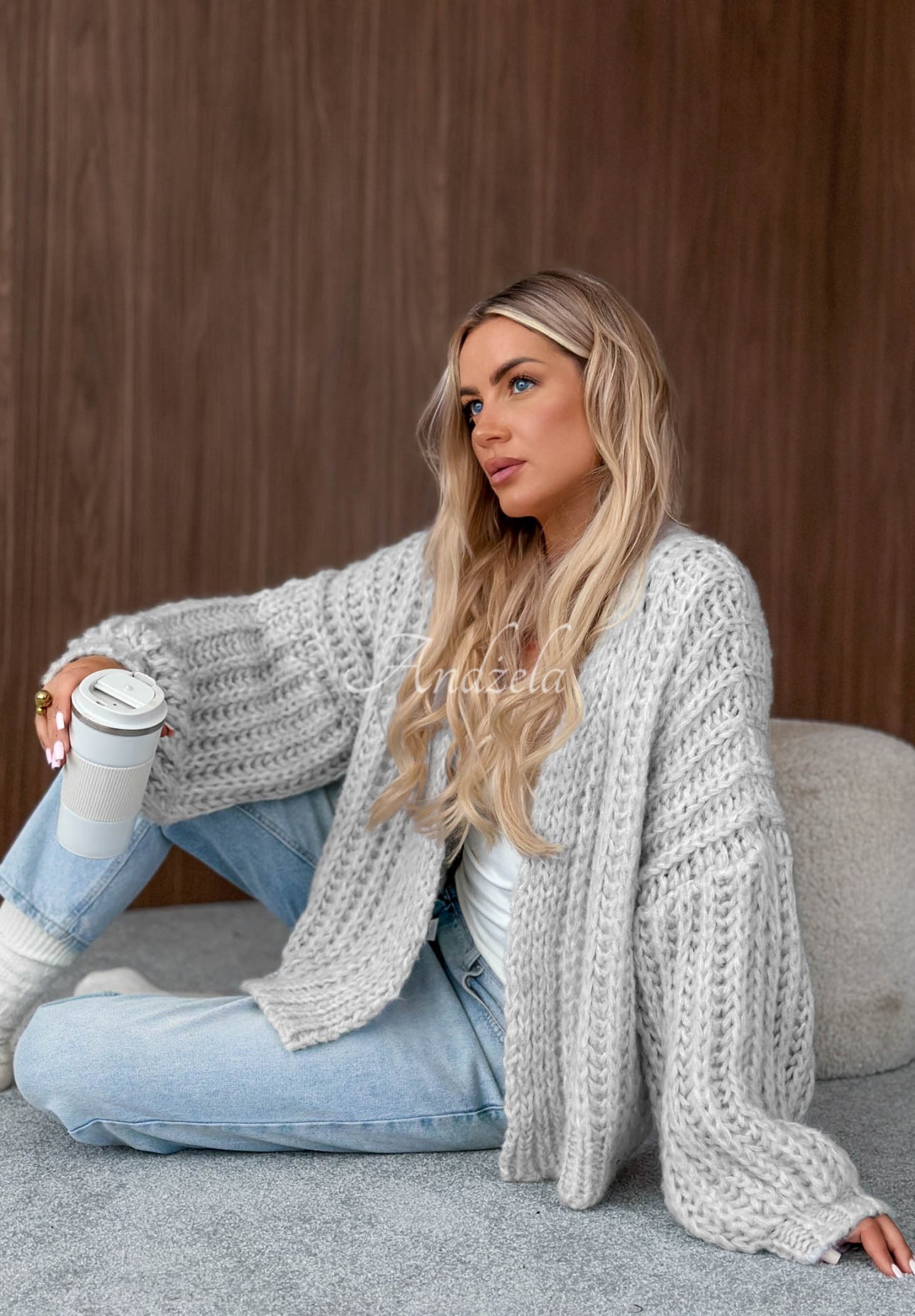 Krátký kardigan s nabíranými rukávy Frost Club Světlešedá