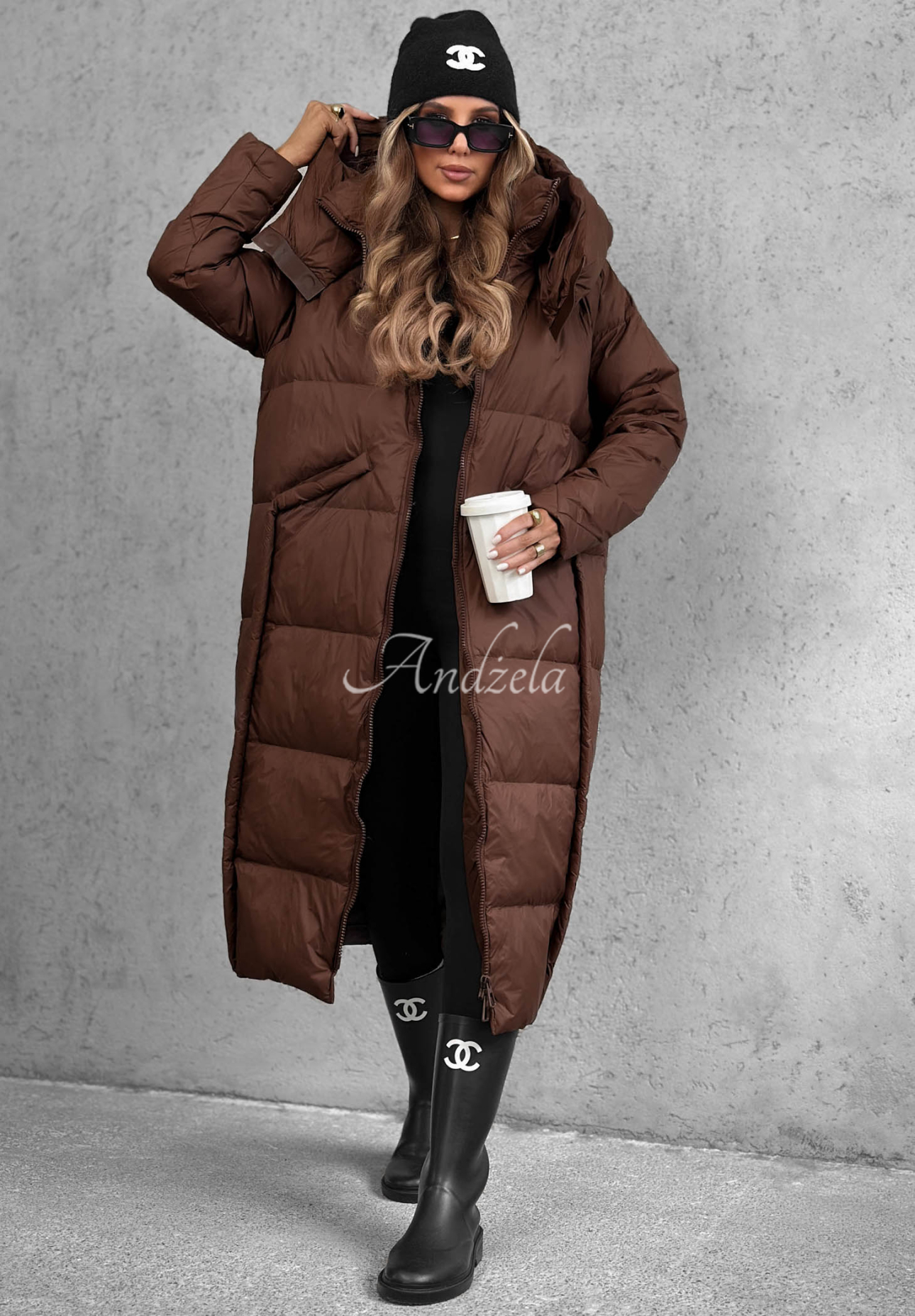 Dlouhá péřová bunda s kapucí Want Winter čokoládová