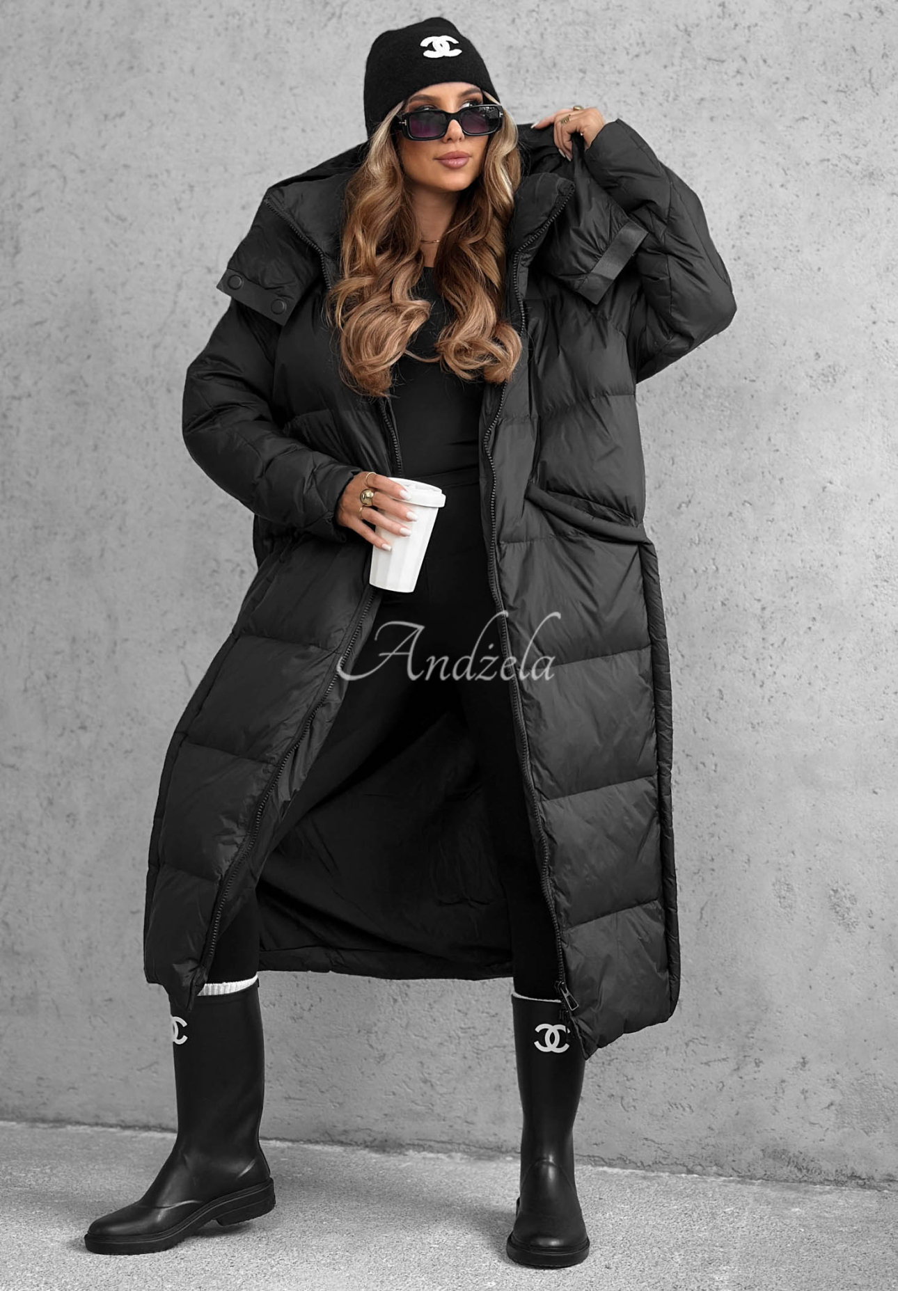 Dlouhá péřová bunda s kapucí Want Winter černá