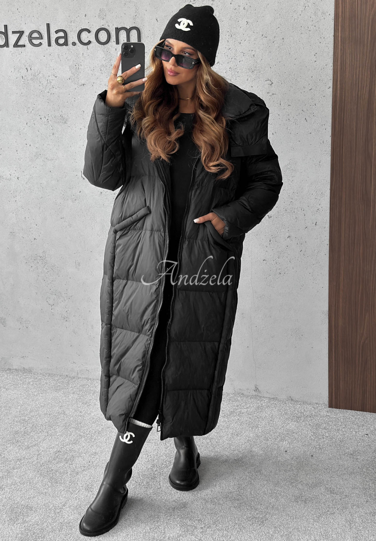 Dlouhá péřová bunda s kapucí Want Winter černá