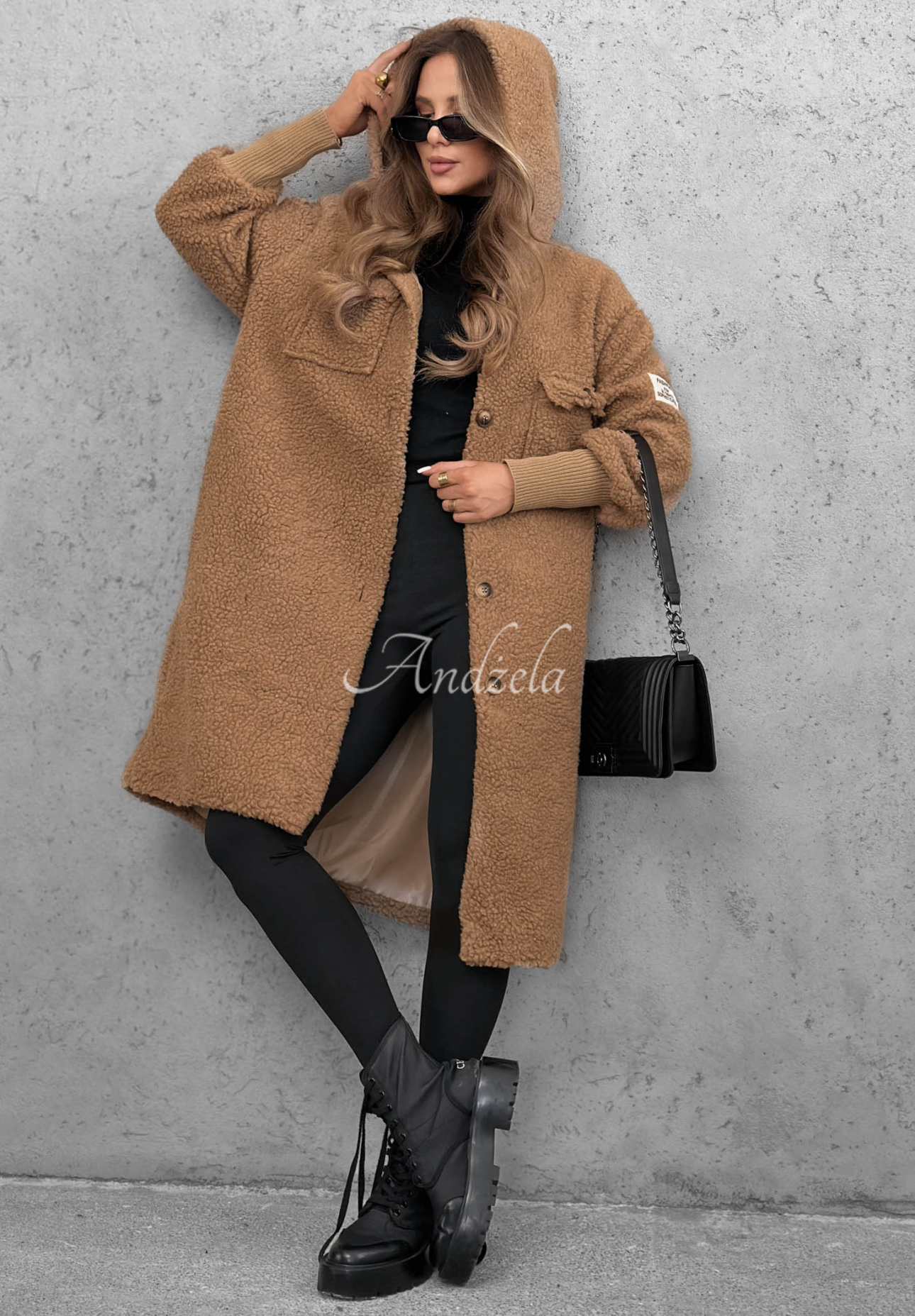 Dlouhý kožíškový kabát s kapucí Aspen Babe velbloudí