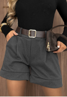 Krótkie materiálové spodenki z paskiem Smart Look čokoládové