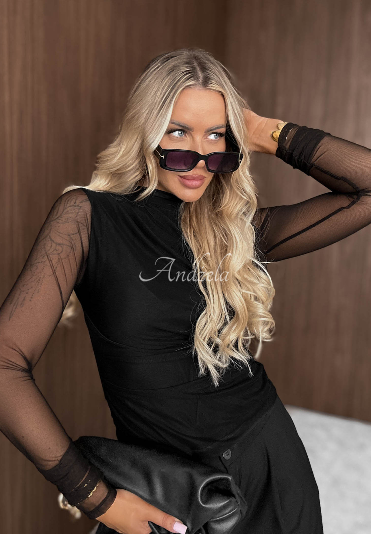 Síťovaná halenka s dlouhým rukávem a řasením Femme Fatale černá
