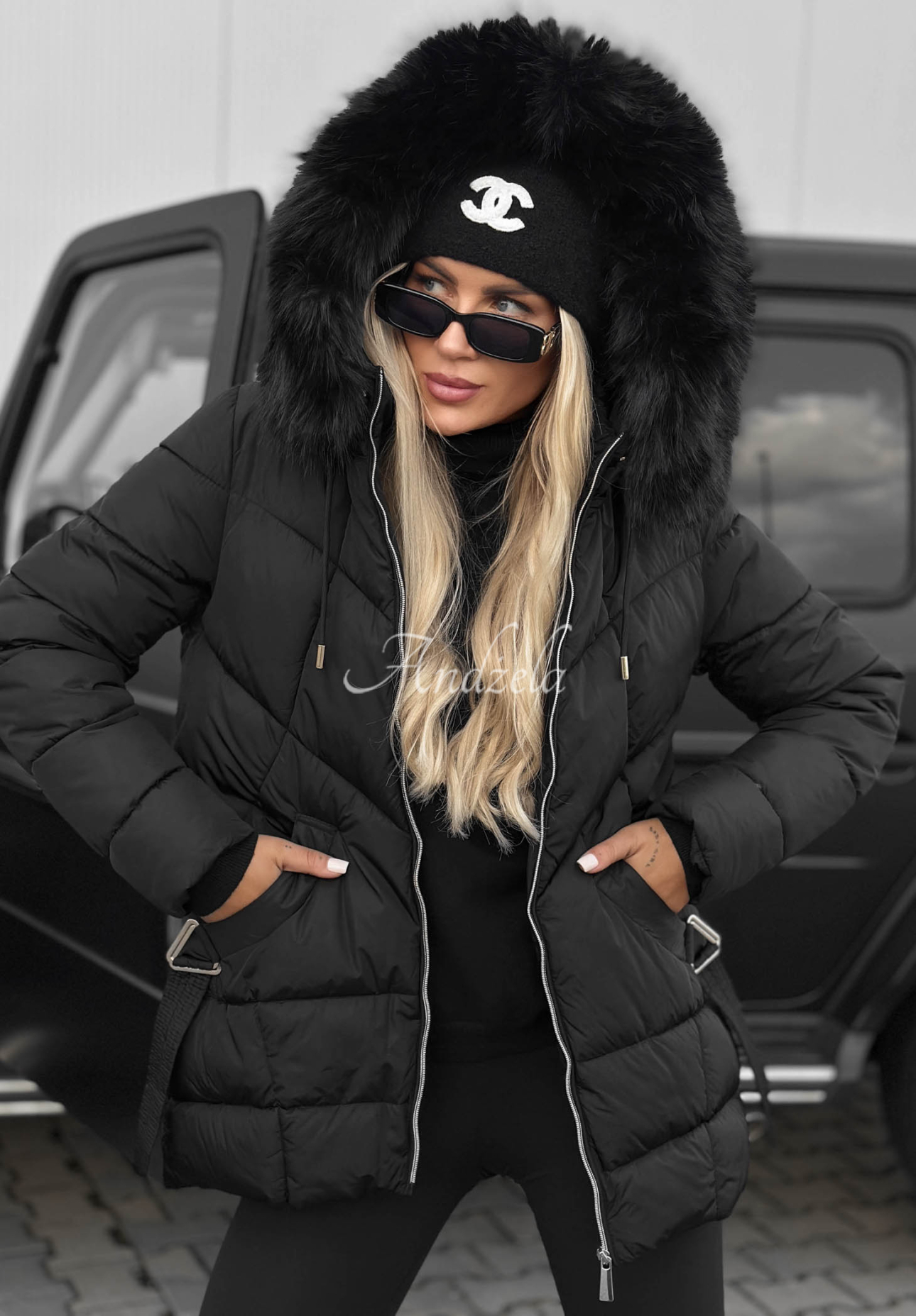 Prošívaná bunda s kožešinkou Snow Babe černá