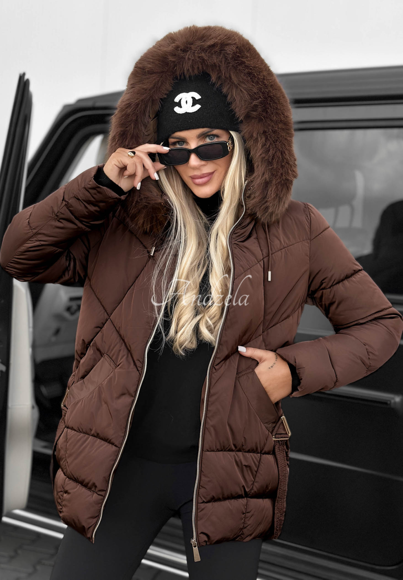 Prošívaná bunda s kožešinkou Snow Babe čokoládová