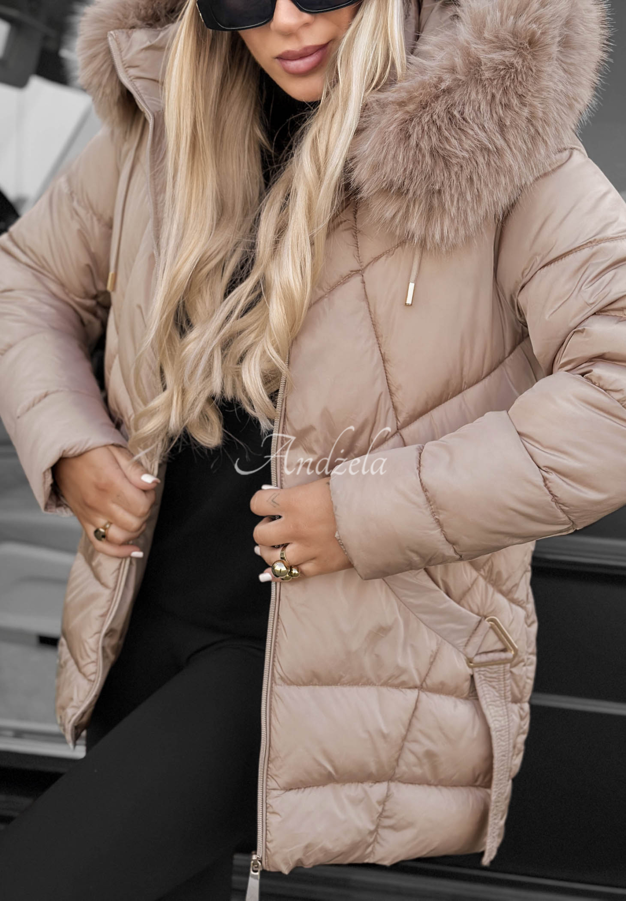 Prošívaná bunda s kožešinkou Snow Babe béžová