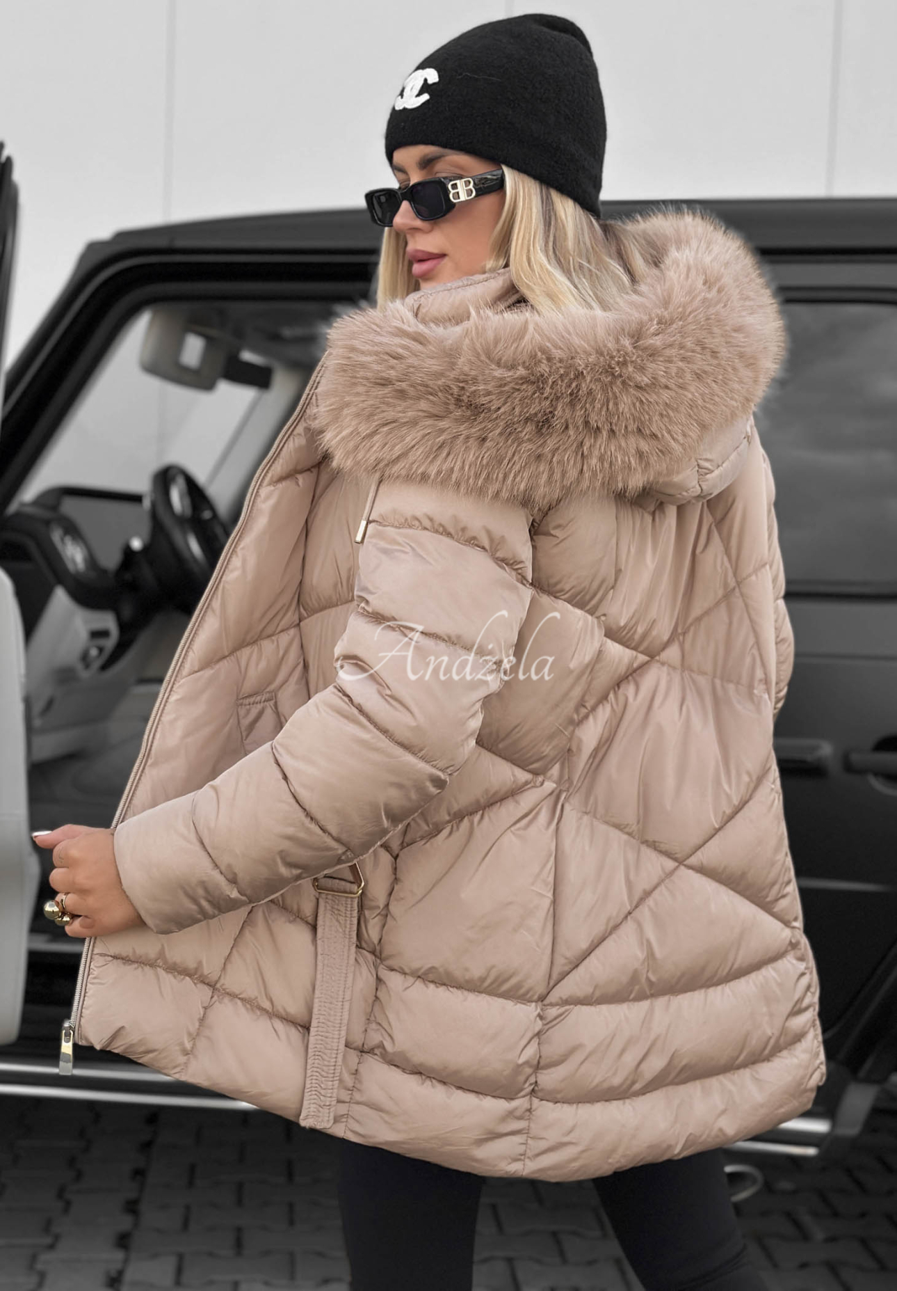 Prošívaná bunda s kožešinkou Snow Babe béžová